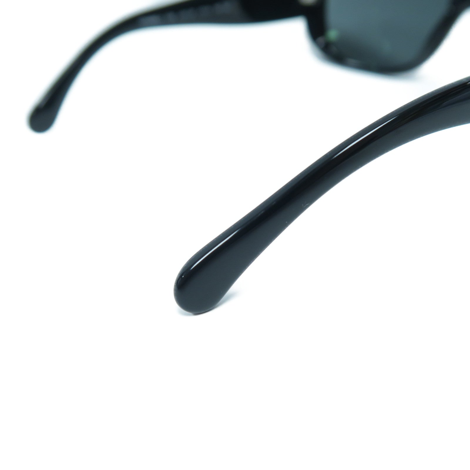 CHANEL 【激減優惠】PVC Sunglasses太陽眼鏡黑色/白色