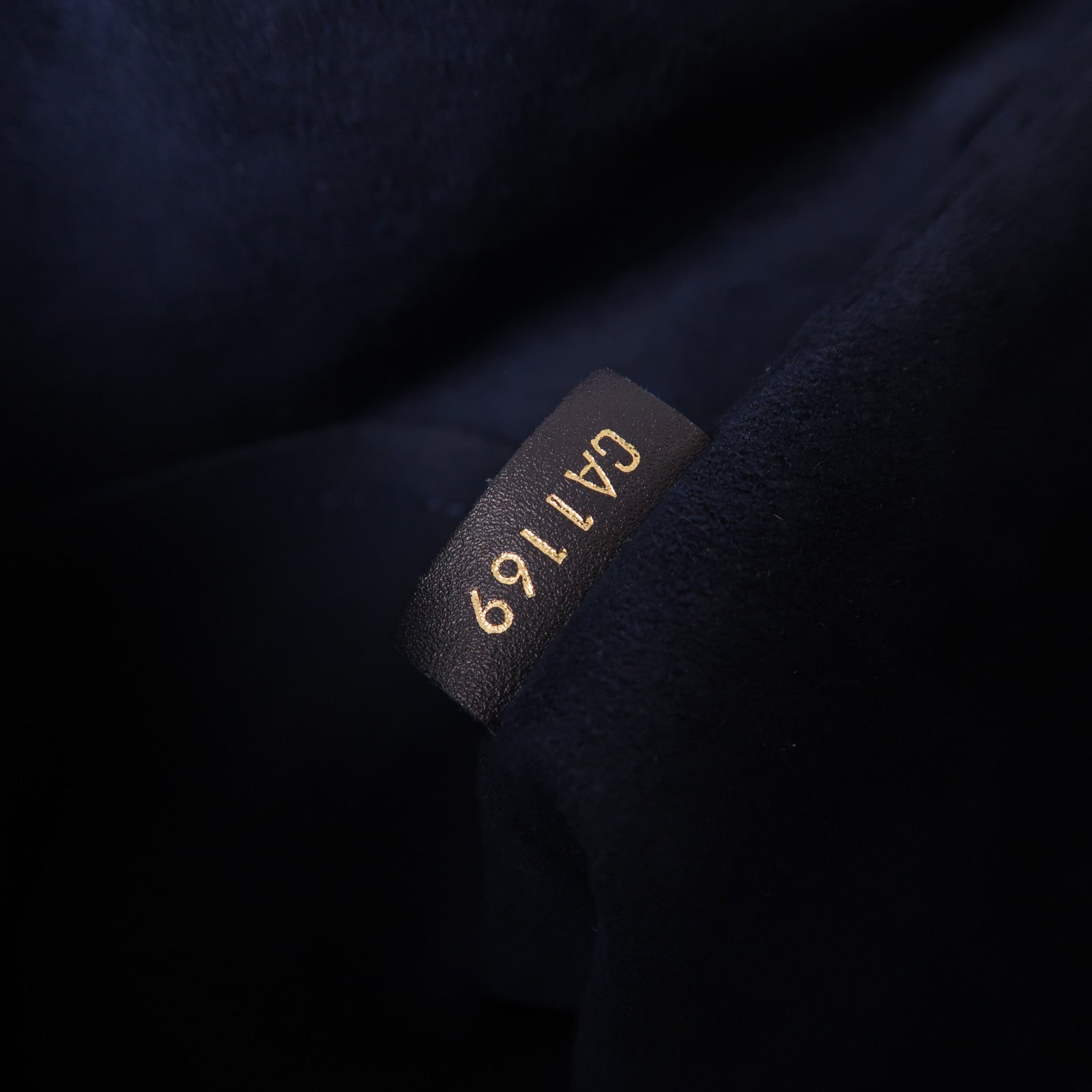 LOUIS VUITTON Monogram Empreinte V Tote MM金扣手挽肩背兩用袋