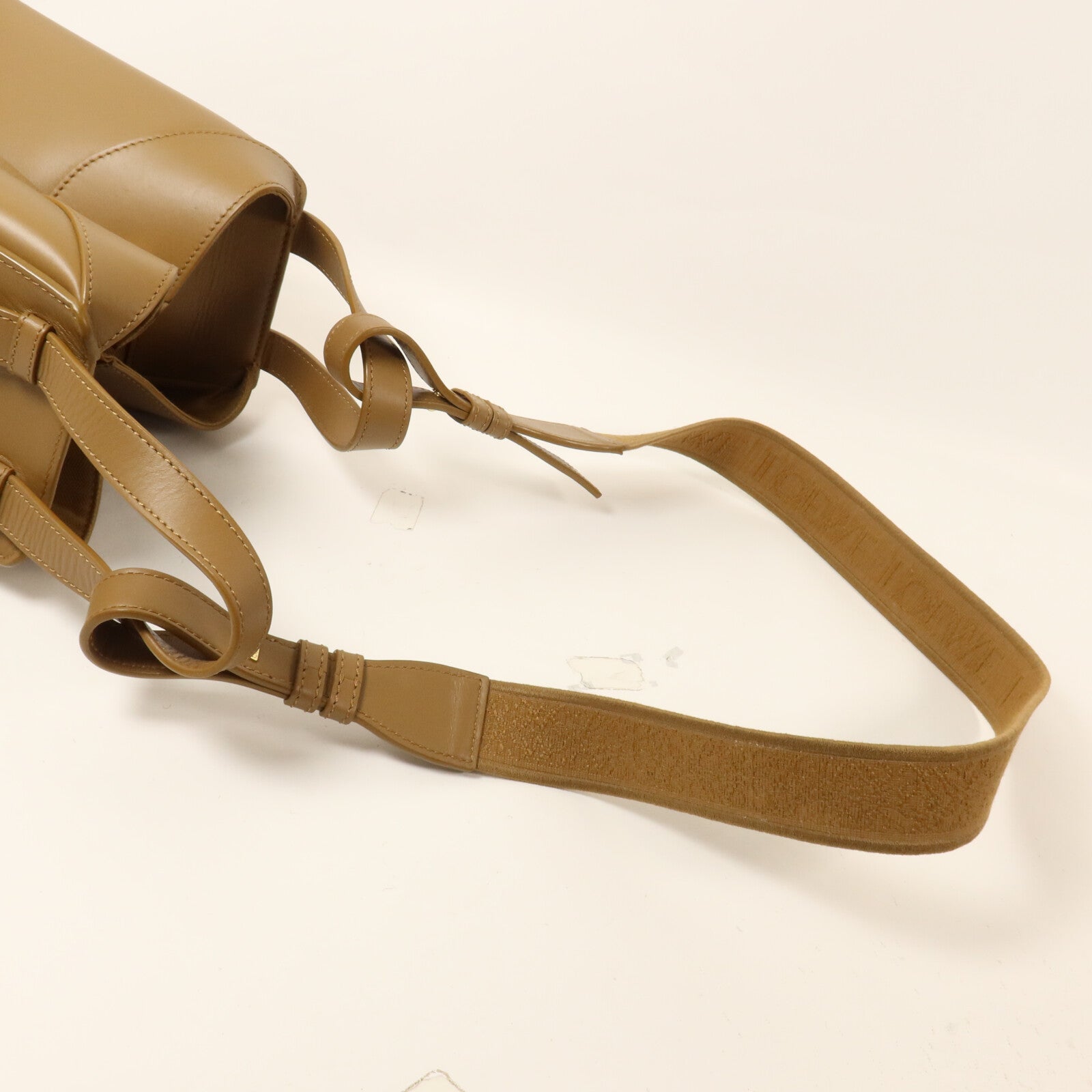 LOEWE 牛皮皮革Hammock Small手挽肩背兩用袋