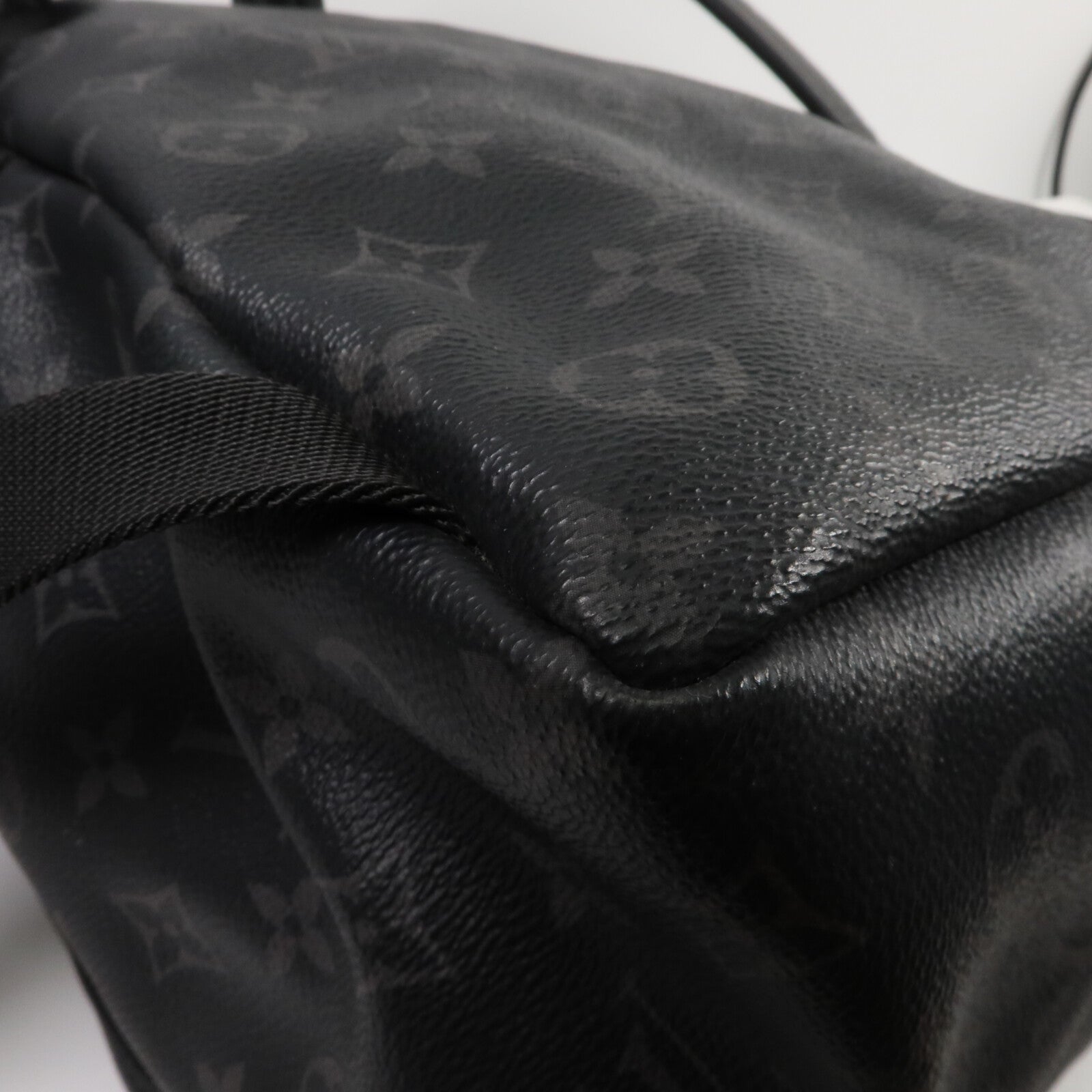 LOUIS VUITTON Monogram Eclipse Discovery PM背包