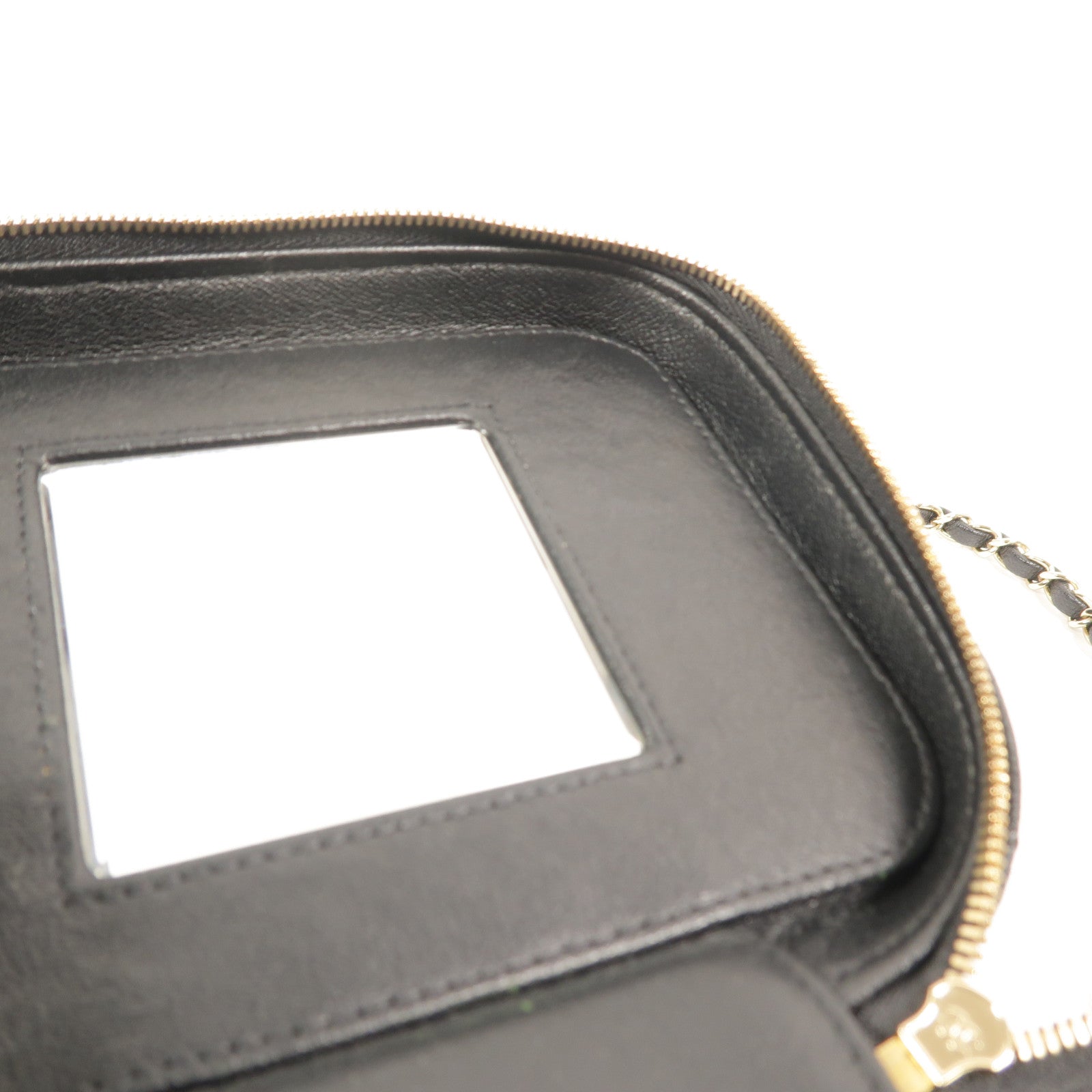 CHANEL 牛皮皮革Vanity Case鏈帶手挽肩背兩用袋