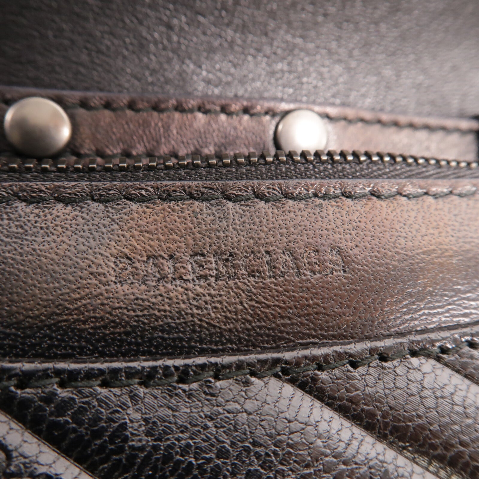 BALENCIAGA 牛皮皮革BB Wallet On Chain肩背袋