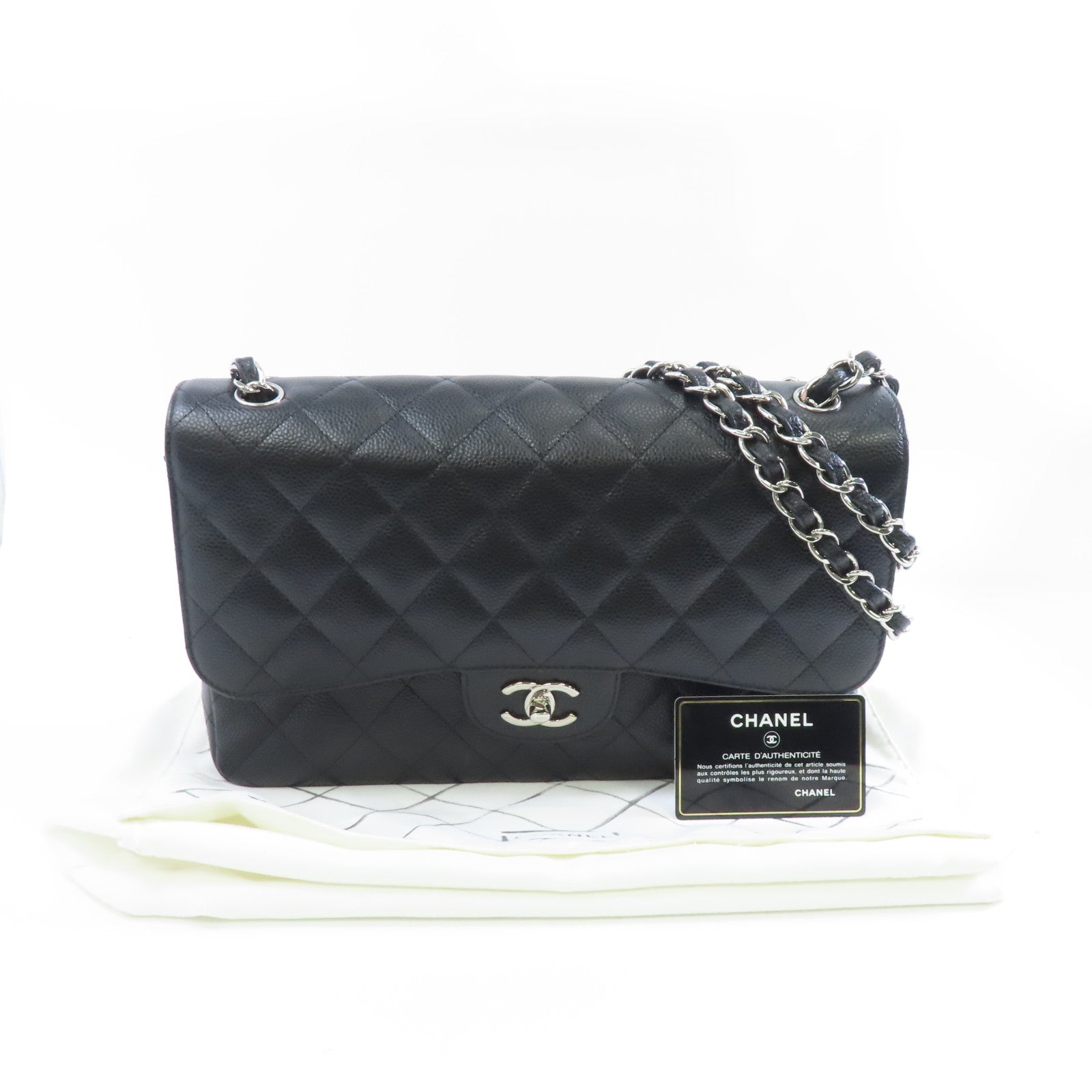 CHANEL 菱格Caviar皮革Classic Flap Jumbo銀扣鏈帶肩背袋黑色