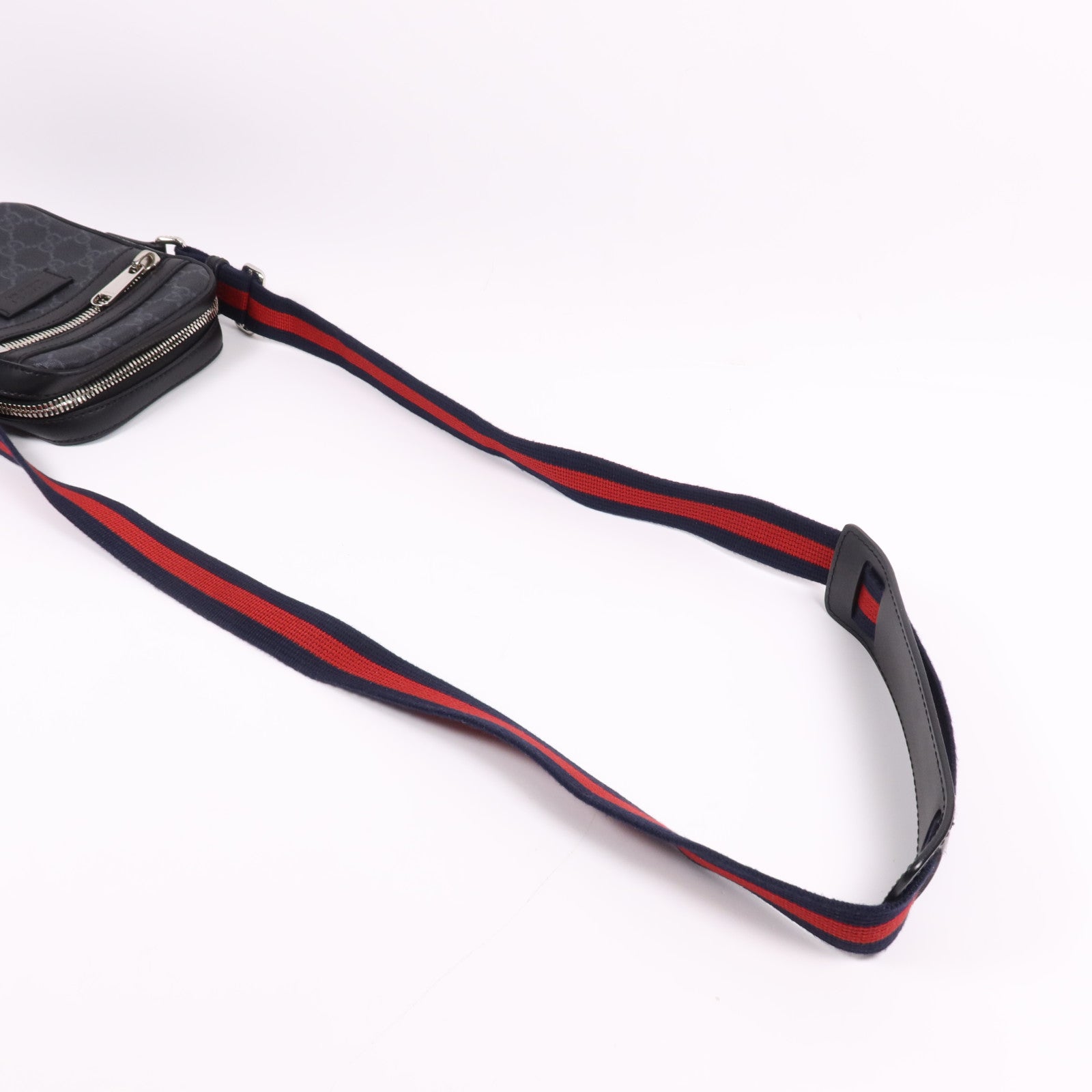 GUCCI 塗層帆布/牛皮皮革Shoulder Bag銀扣肩背袋