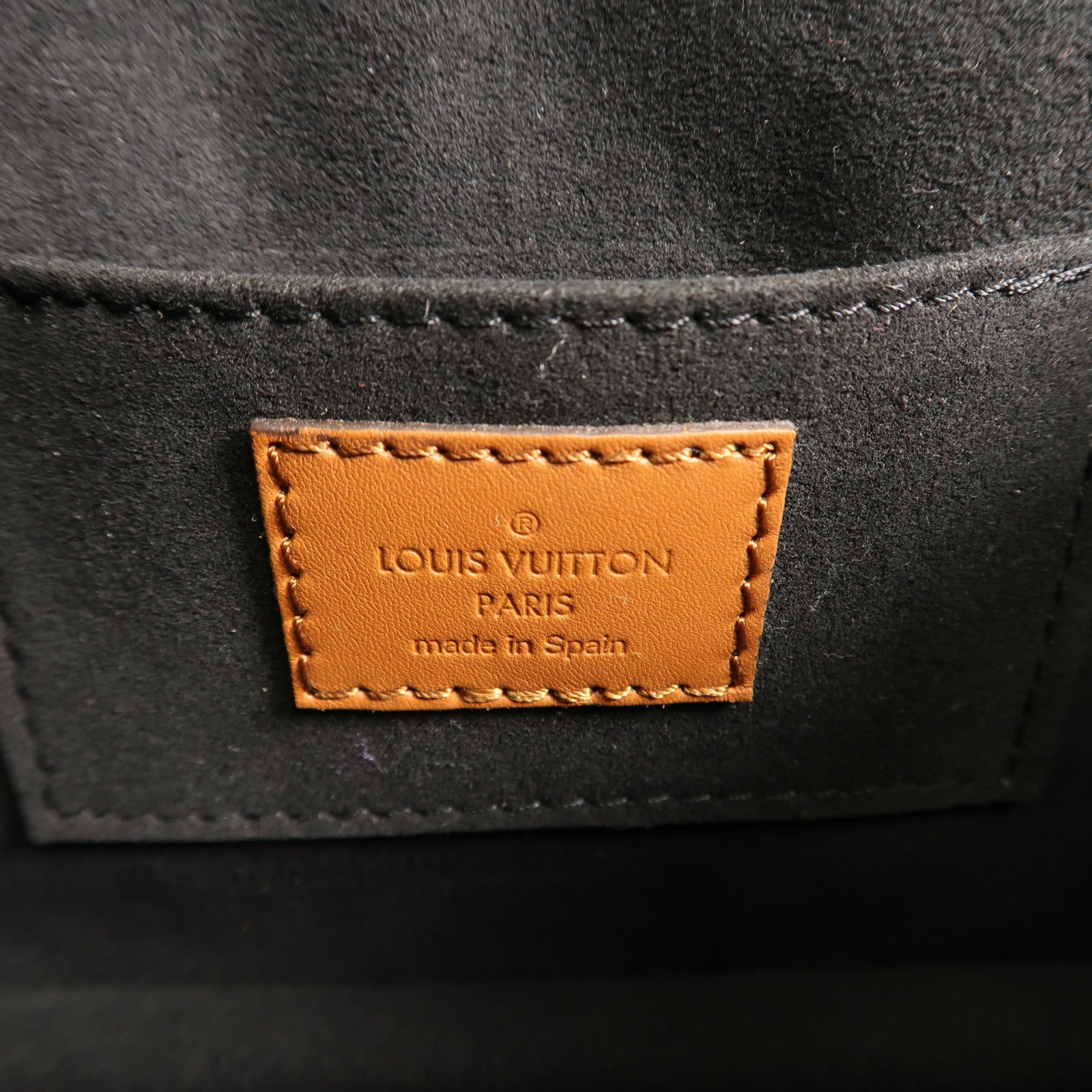LOUIS VUITTON 【激減優惠】牛皮皮革Douphine Mini金扣肩背袋