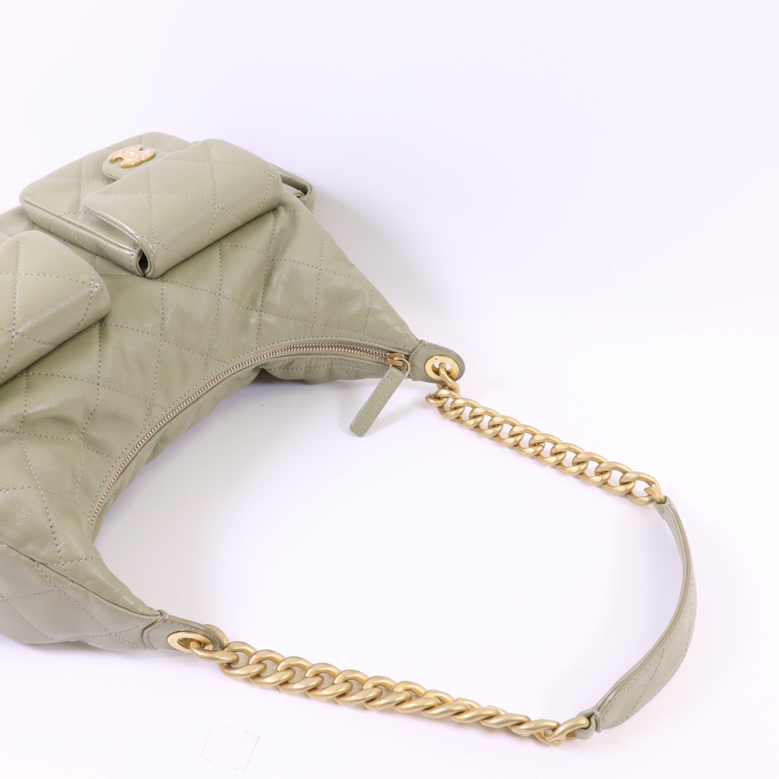 CHANEL 羊皮皮革Maxi Hobo Bag金扣鏈帶肩背袋