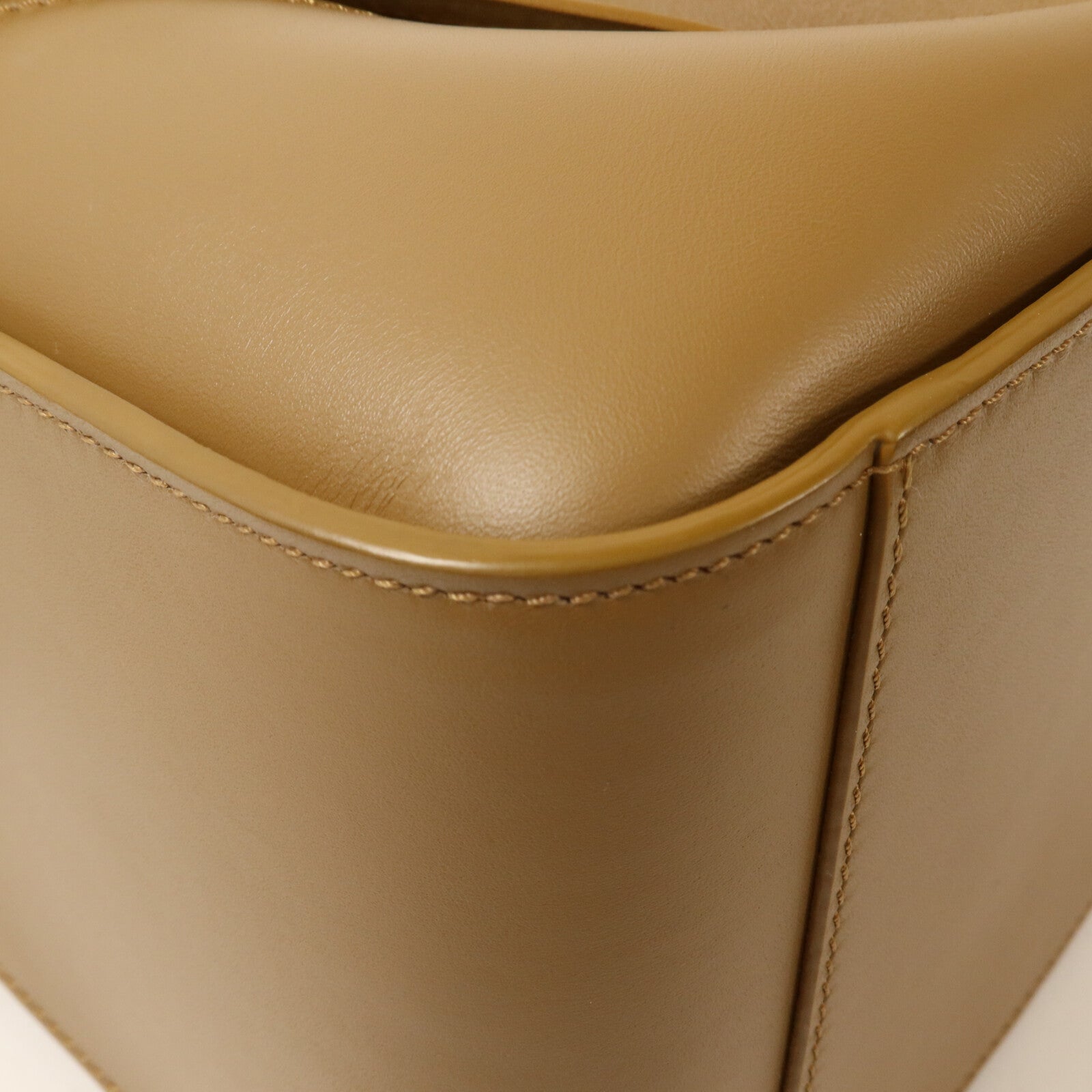 LOEWE 牛皮皮革Hammock Small手挽肩背兩用袋