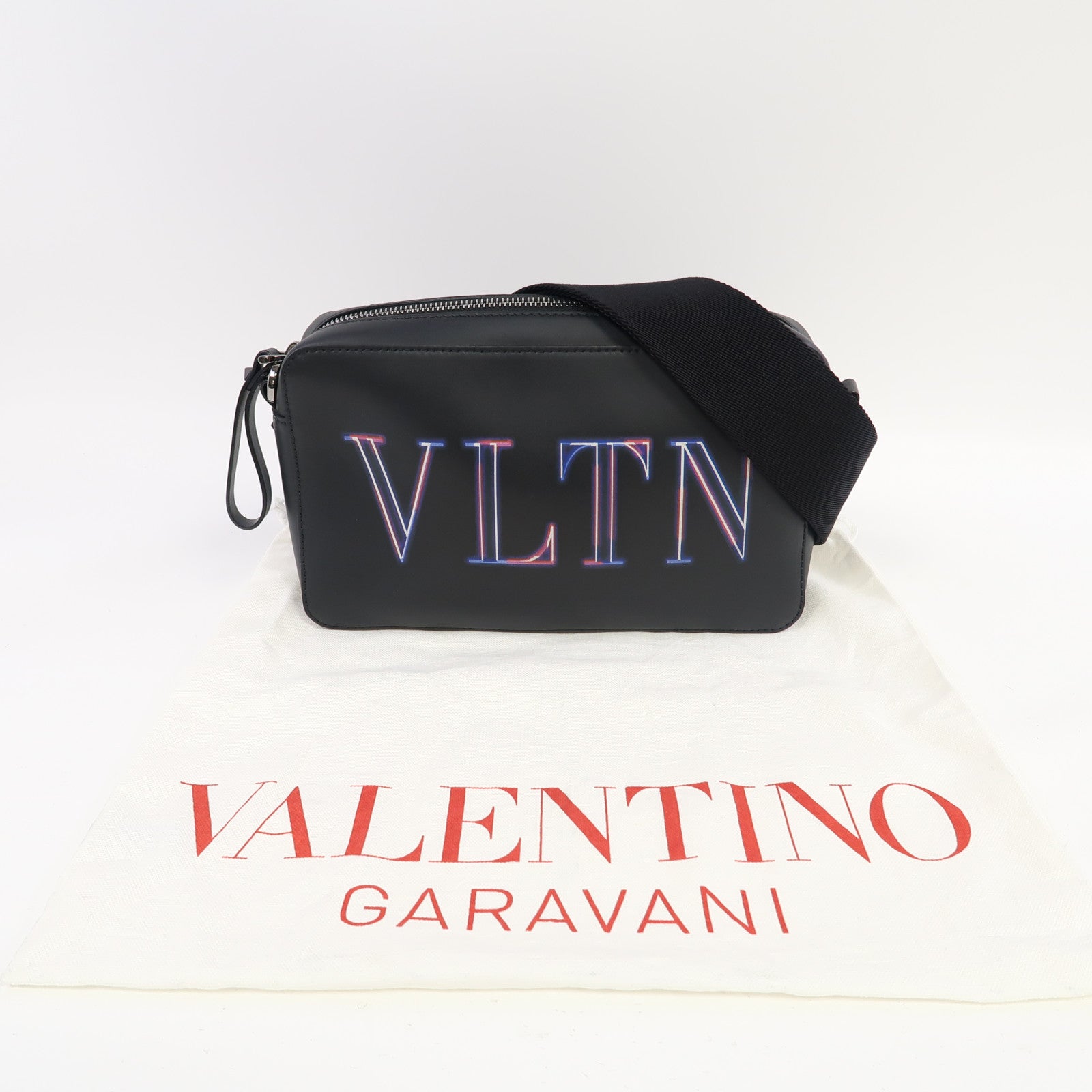 Valentino 牛皮皮革Shoulder Bag肩背袋黑色