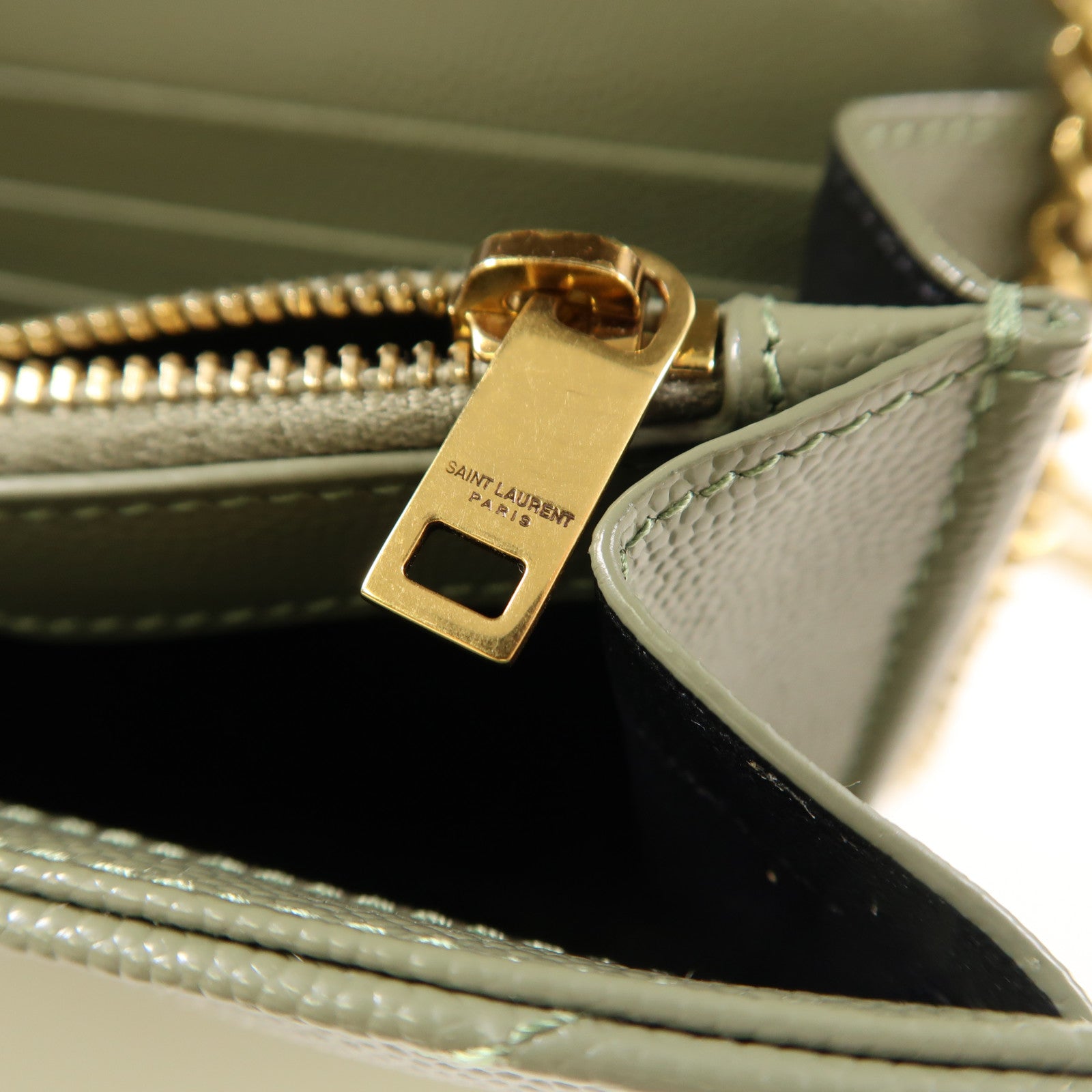 YVES SAINT LAURENT 牛皮皮革Chain Shoulder金扣鏈帶肩背袋