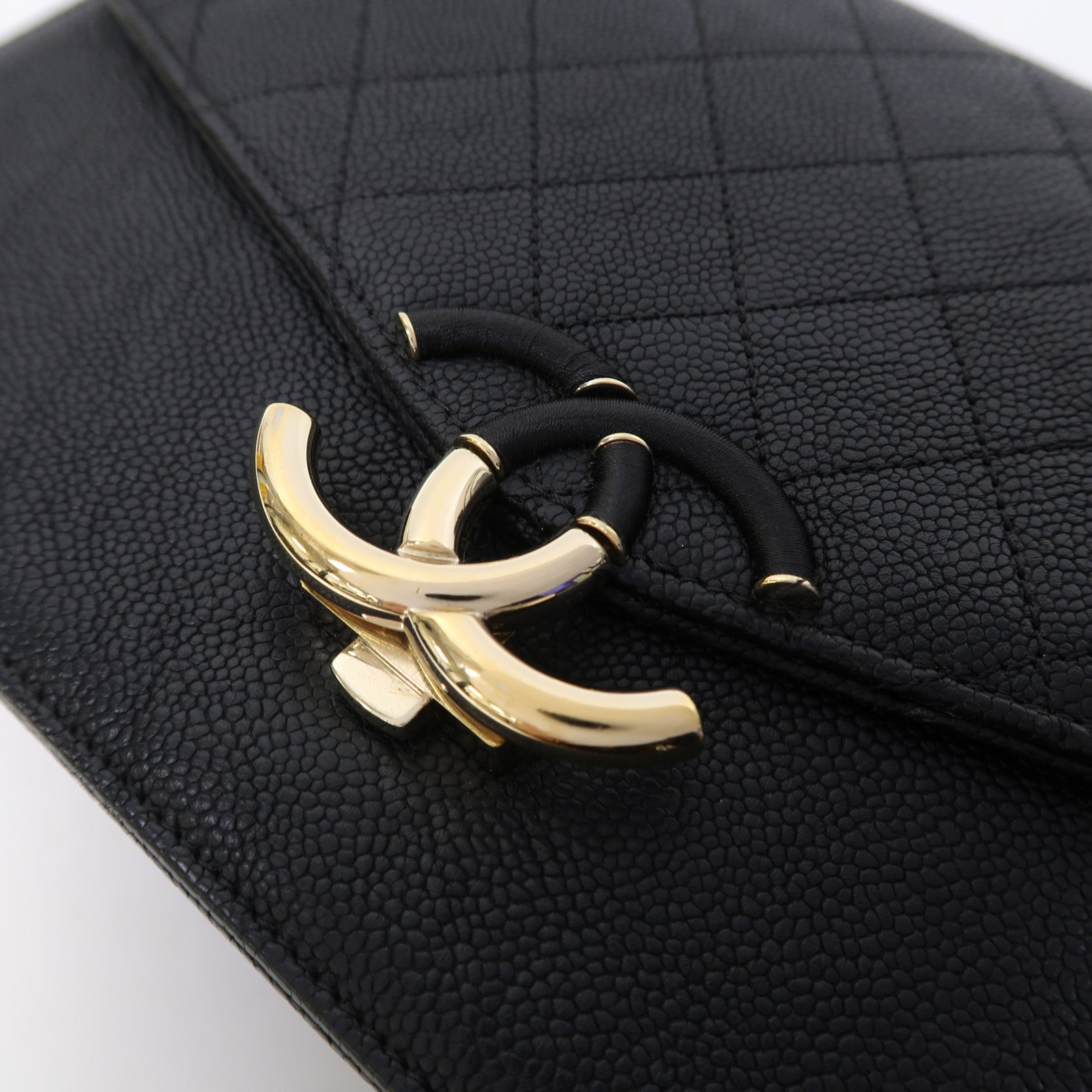 CHANEL 【激減優惠】菱格Caviar皮革Shoulder Bag金扣鏈帶肩背袋黑色