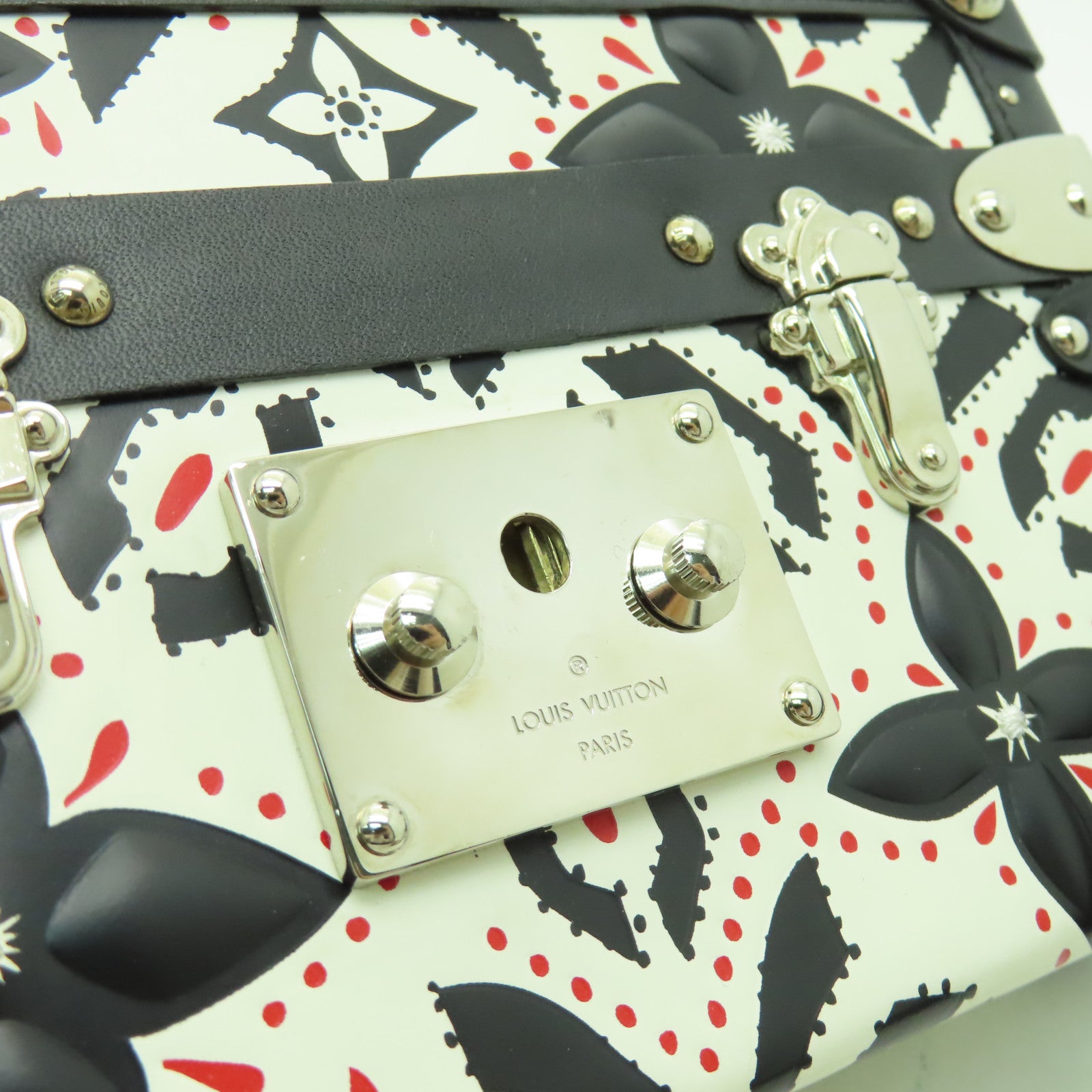 LOUIS VUITTON 【激減優惠】Graphic Print Petite Malle銀扣肩背袋白色/黑色