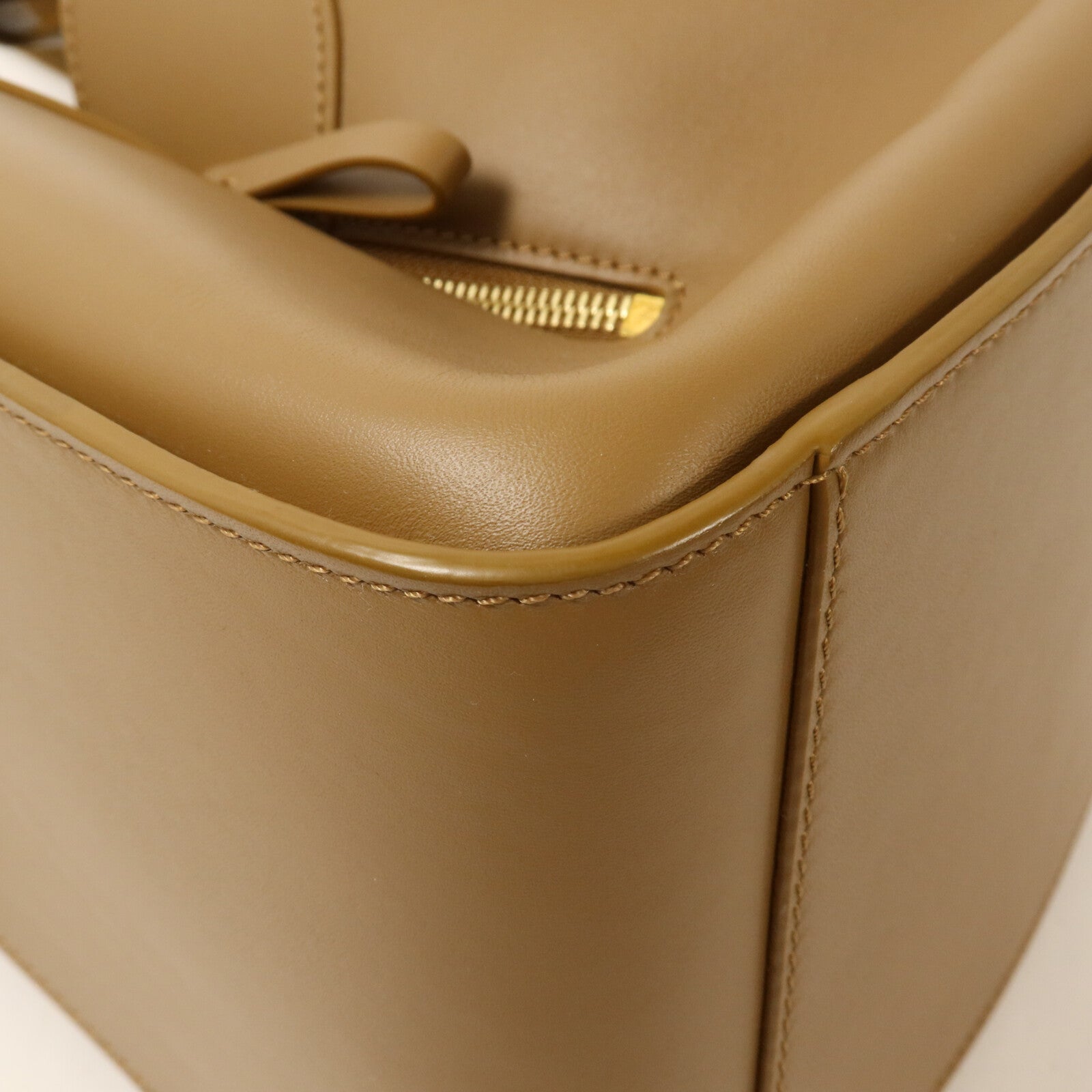 LOEWE 牛皮皮革Hammock Small手挽肩背兩用袋