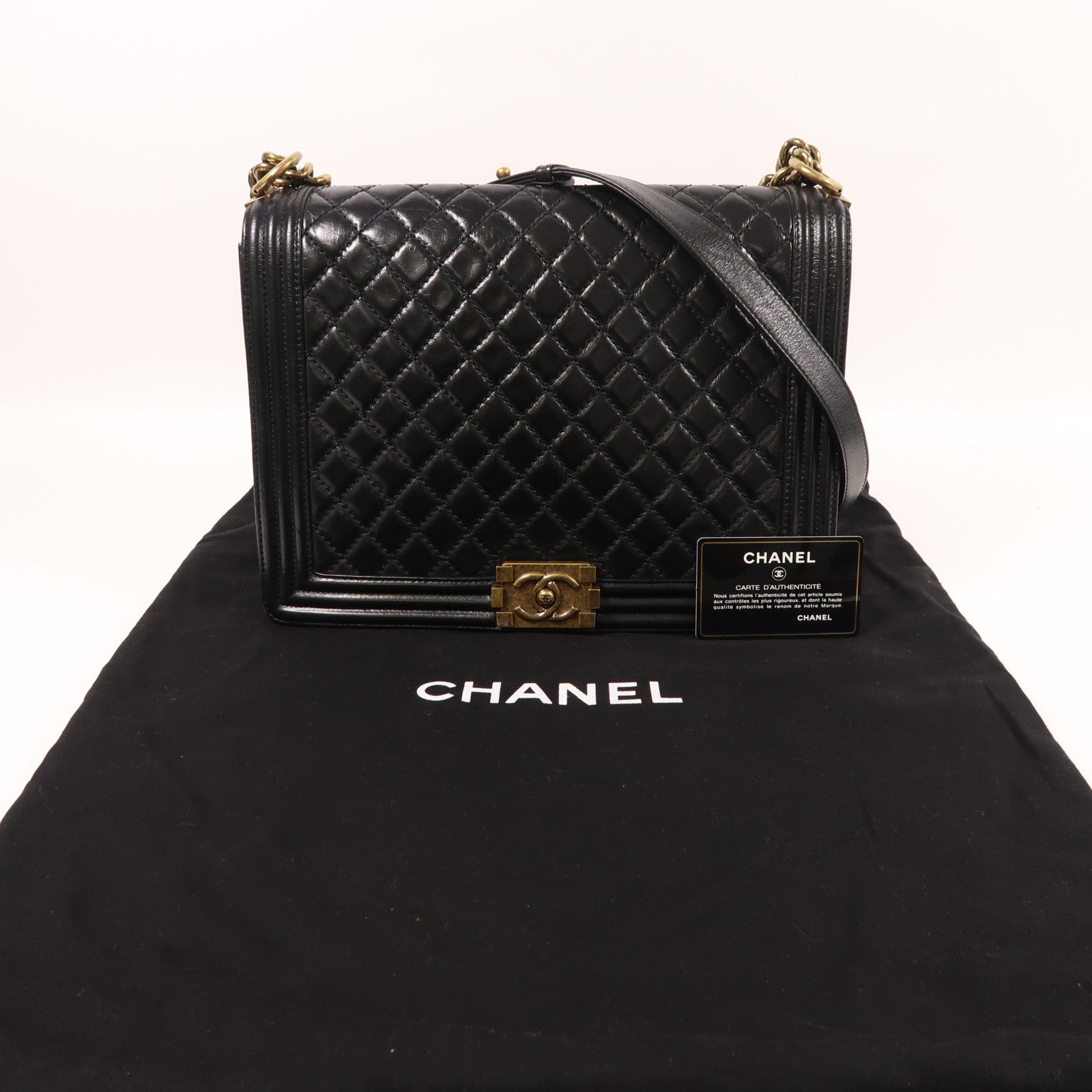 CHANEL 牛皮皮革Boy 30鏈帶肩背袋