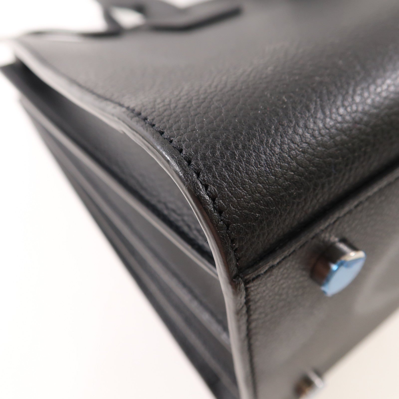 SAINT LAURENT 牛皮皮革Hand Bag手挽袋黑色