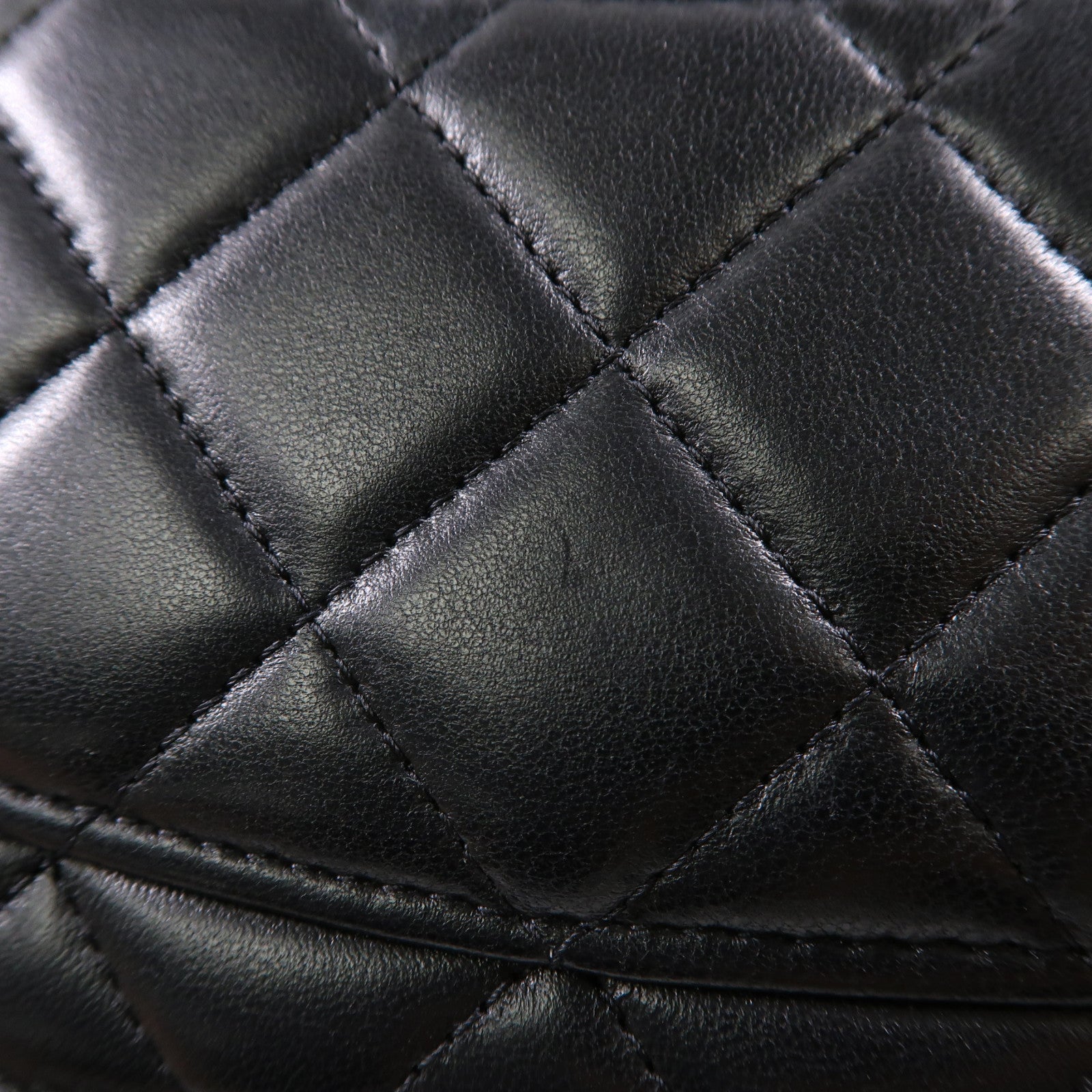 CHANEL 菱格羊皮皮革Wallet On Chain金扣鏈帶肩背袋黑色