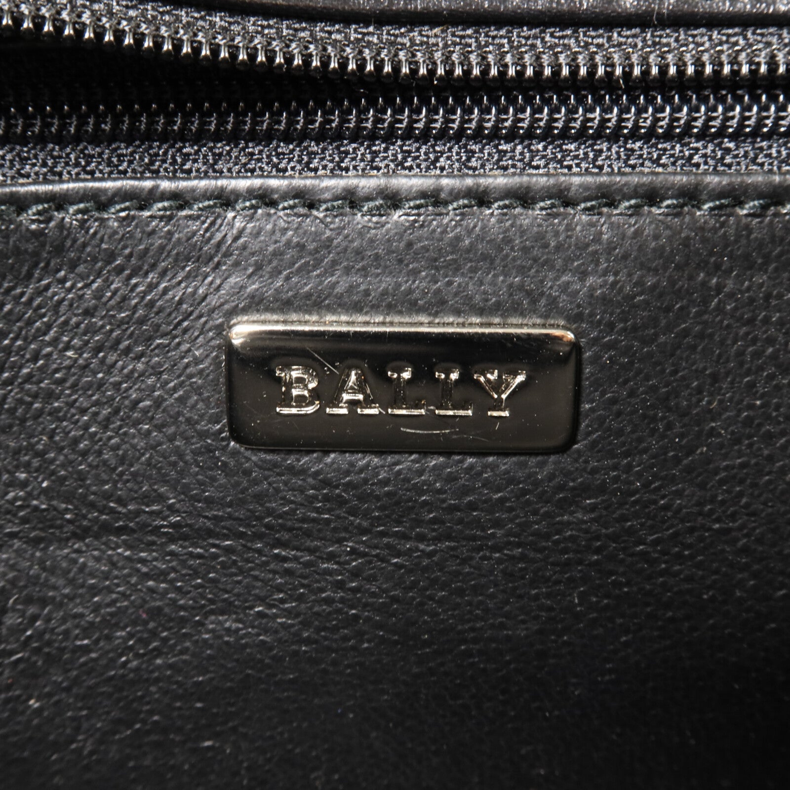 BALLY 牛皮皮革Chain Shoulder鏈帶肩背袋