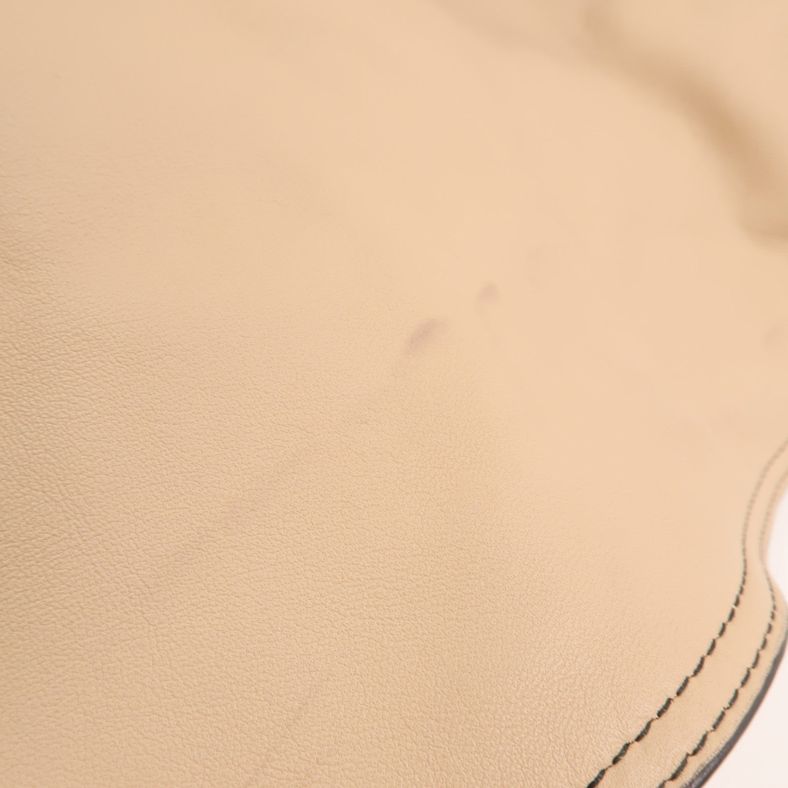 BOTTEGA VENETA 羊皮皮革Shoulder Bag肩背袋