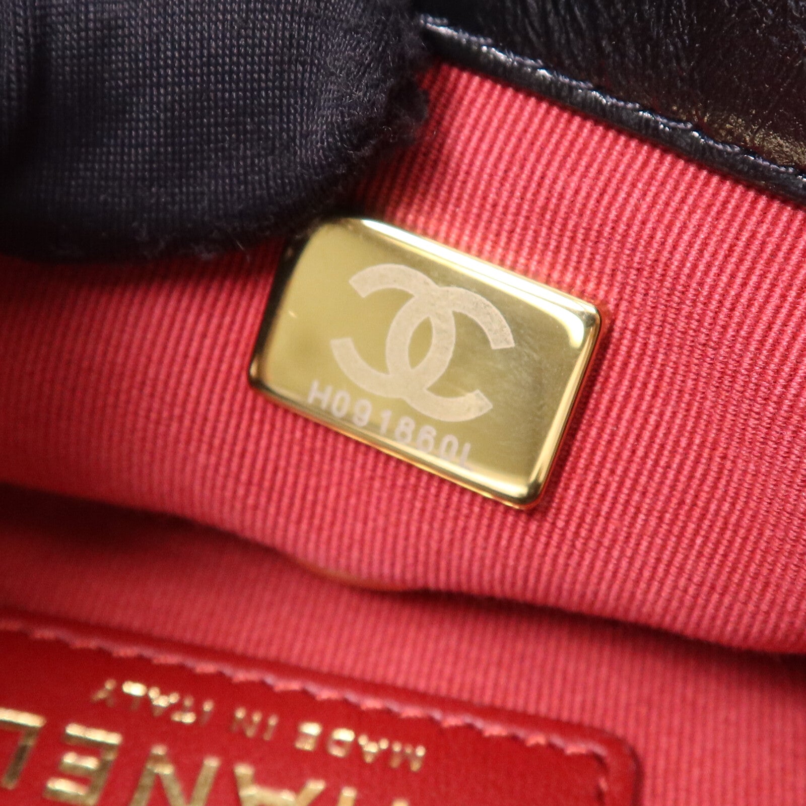 CHANEL 牛皮皮革Chain Shoulder Bag金扣鏈帶肩背袋