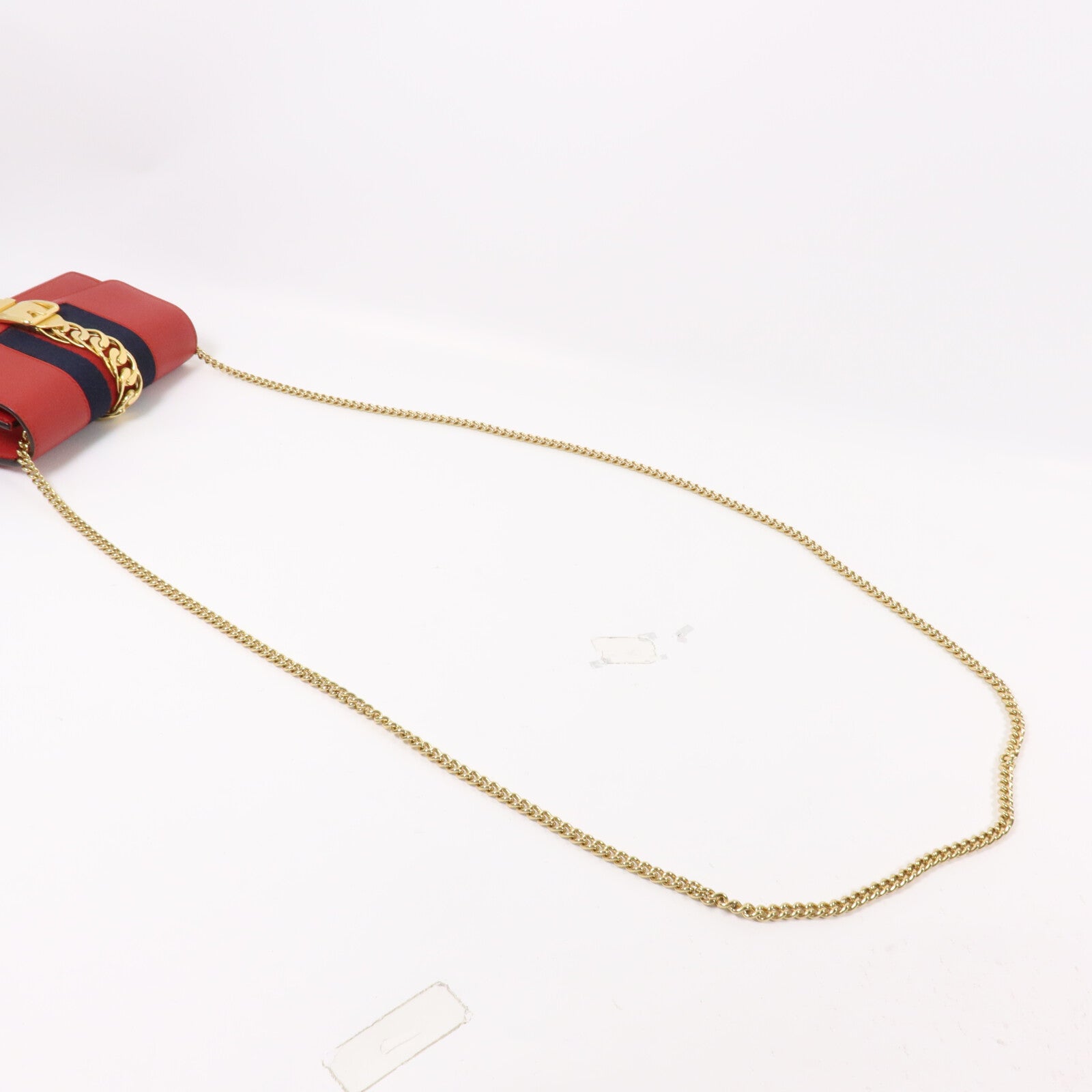 GUCCI 牛皮皮革Sylvie Mini鏈帶肩背袋