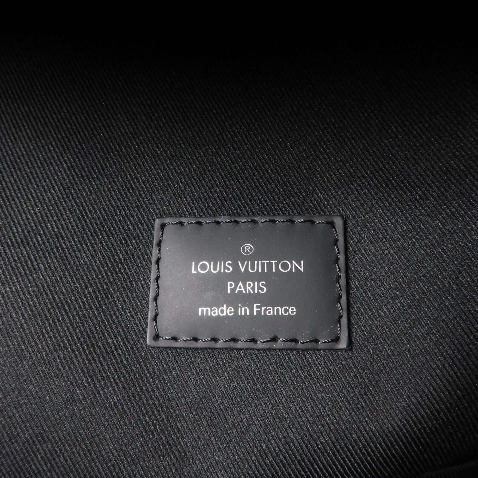 LOUIS VUITTON Monogram Eclipse Discovery PM背包