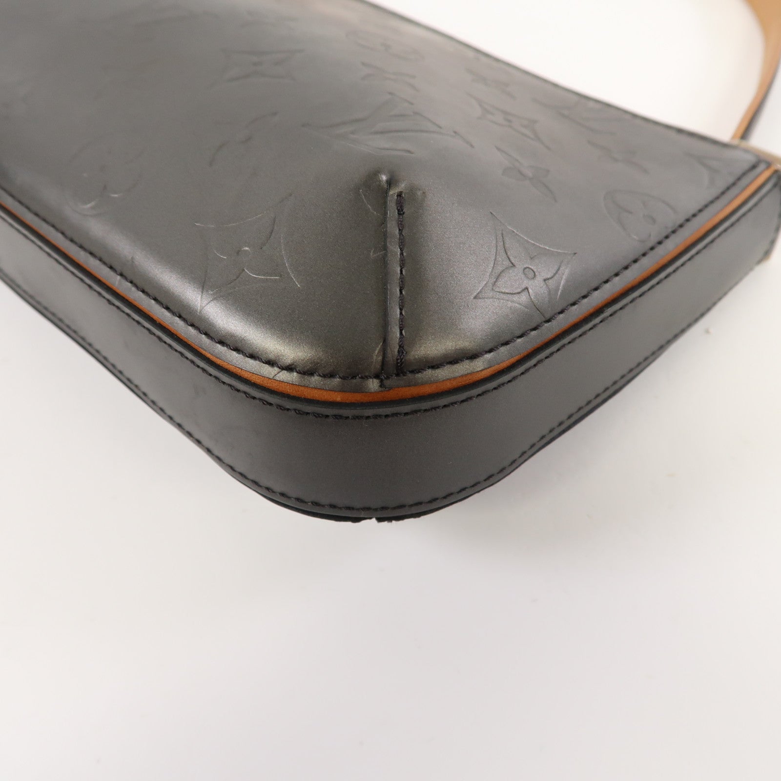 LOUIS VUITTON Monogram Mat Fowler Bag銀扣灰色