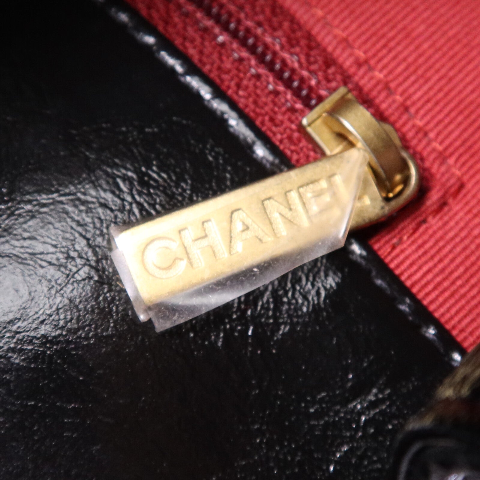 CHANEL 牛皮皮革Chain Shoulder Bag金扣鏈帶肩背袋
