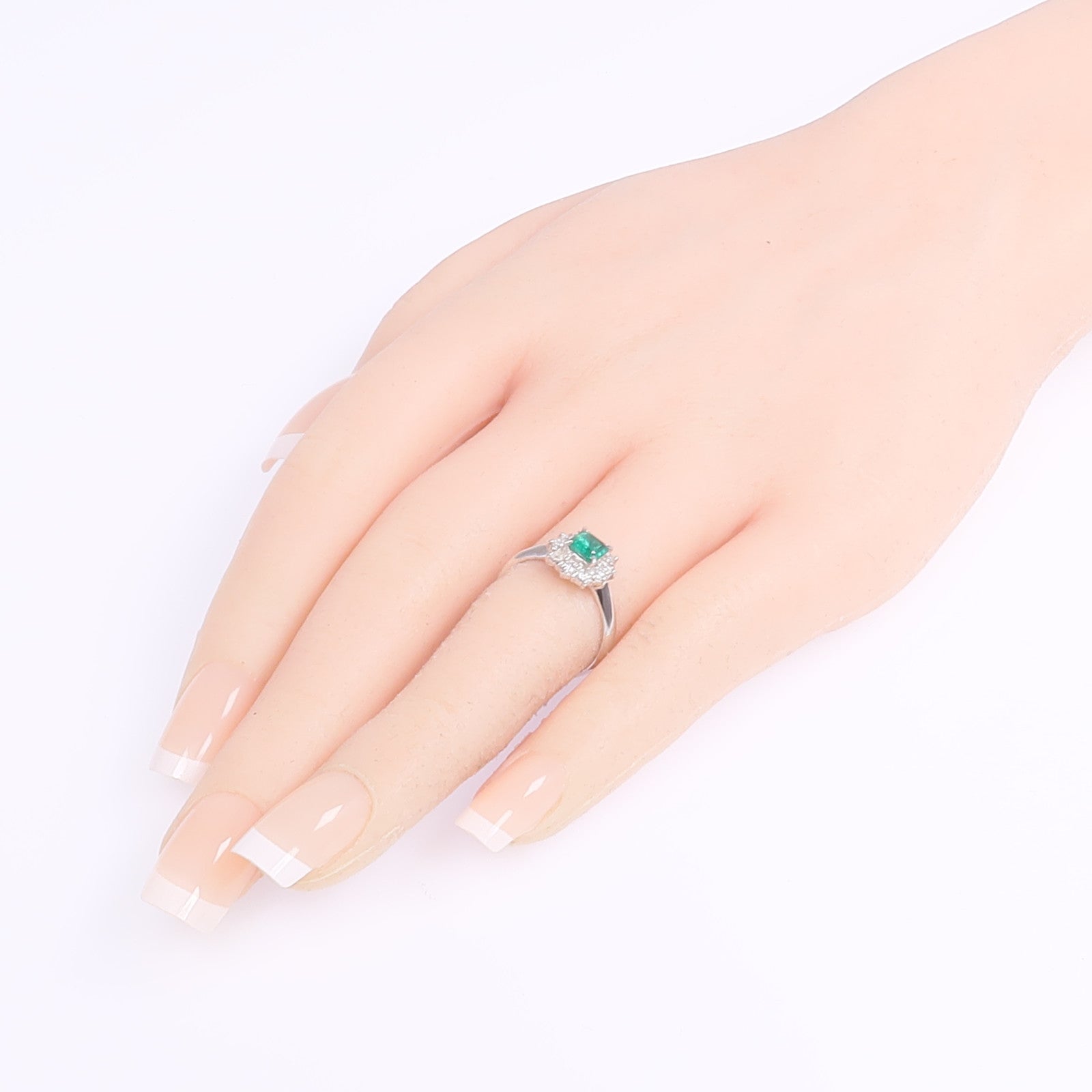 JEWELRY 【激減優惠】PT900鉑金Emerald Diamond Ring綠寶石/鑽石戒指US#5.25