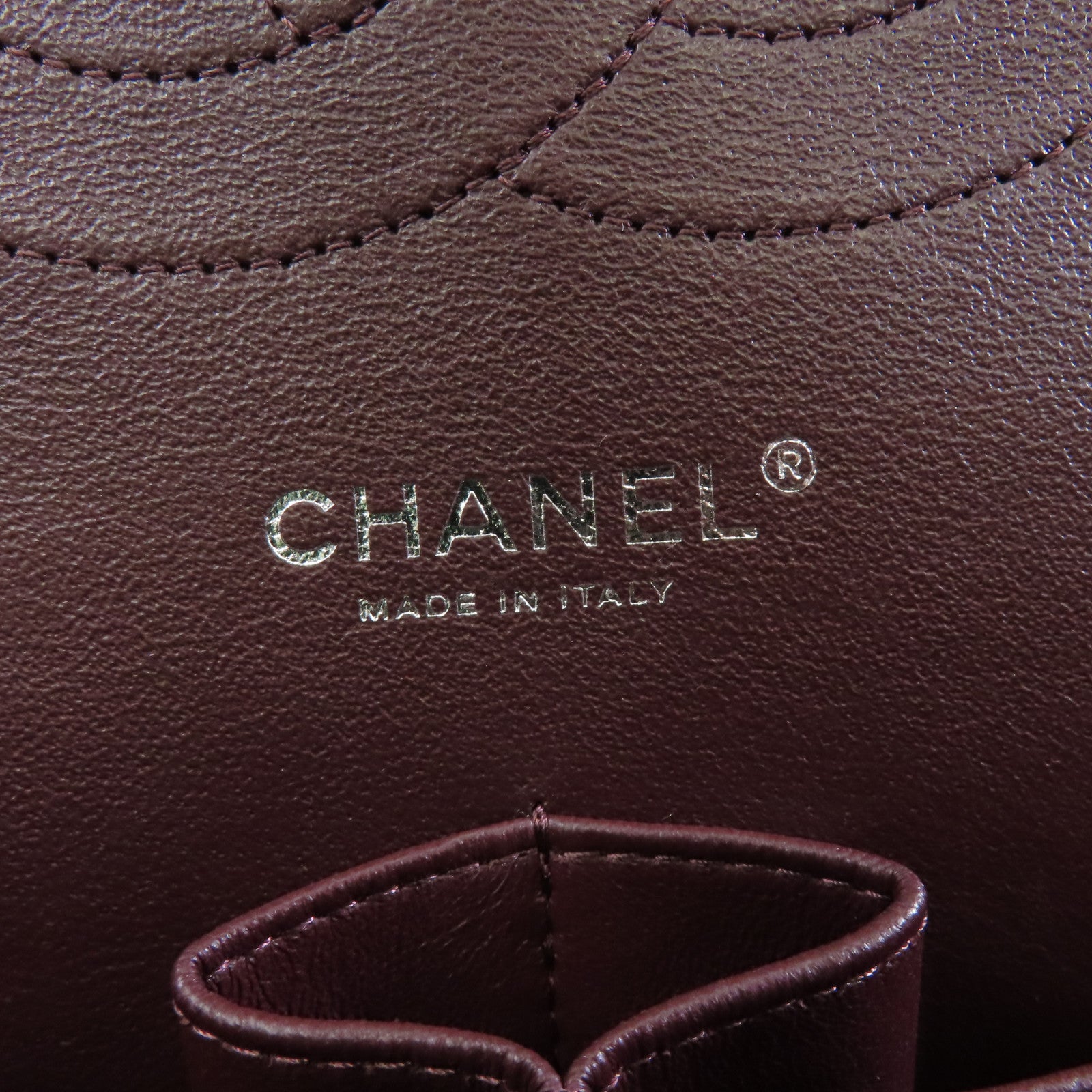 CHANEL 菱格Caviar皮革Classic Flap Jumbo銀扣鏈帶肩背袋黑色