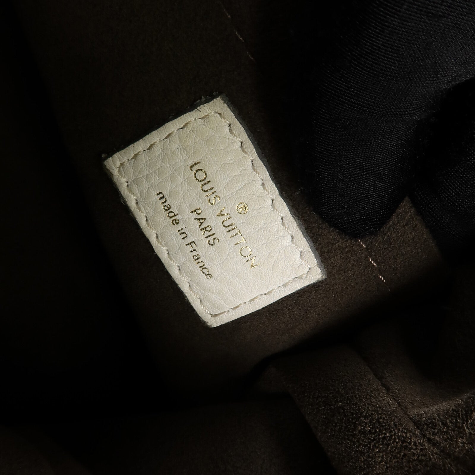 LOUIS VUITTON Mahina XS Shoulder Bag肩背袋白色