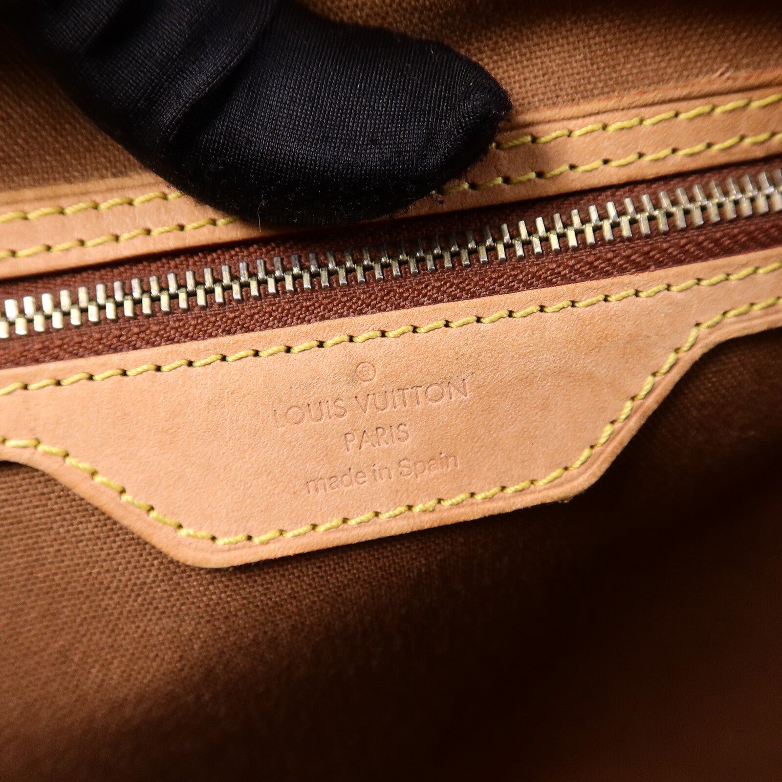LOUIS VUITTON Monogram Abbesses肩背袋