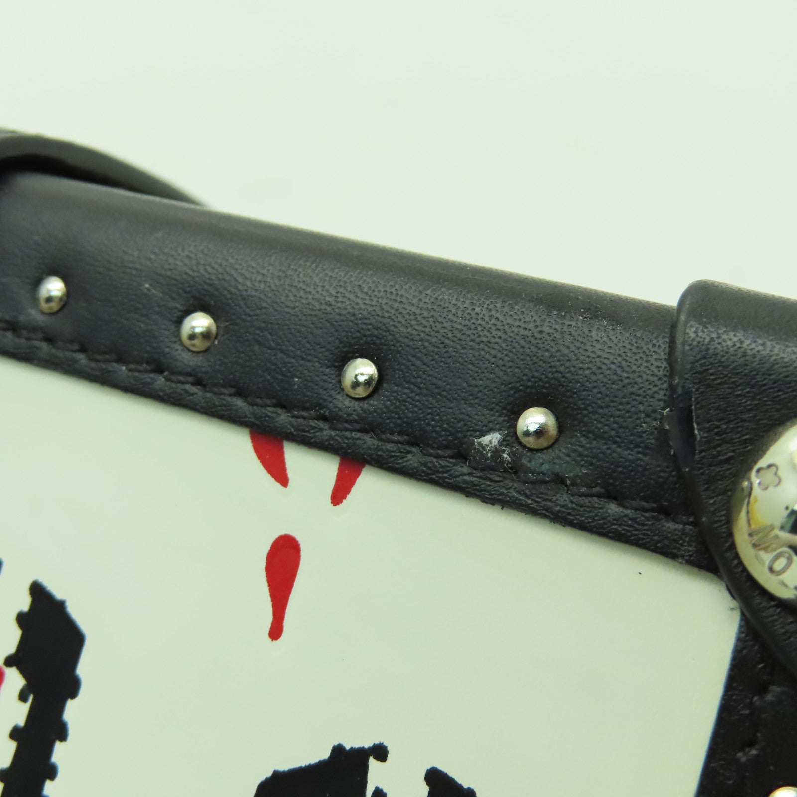 LOUIS VUITTON 【激減優惠】Graphic Print Petite Malle銀扣肩背袋白色/黑色
