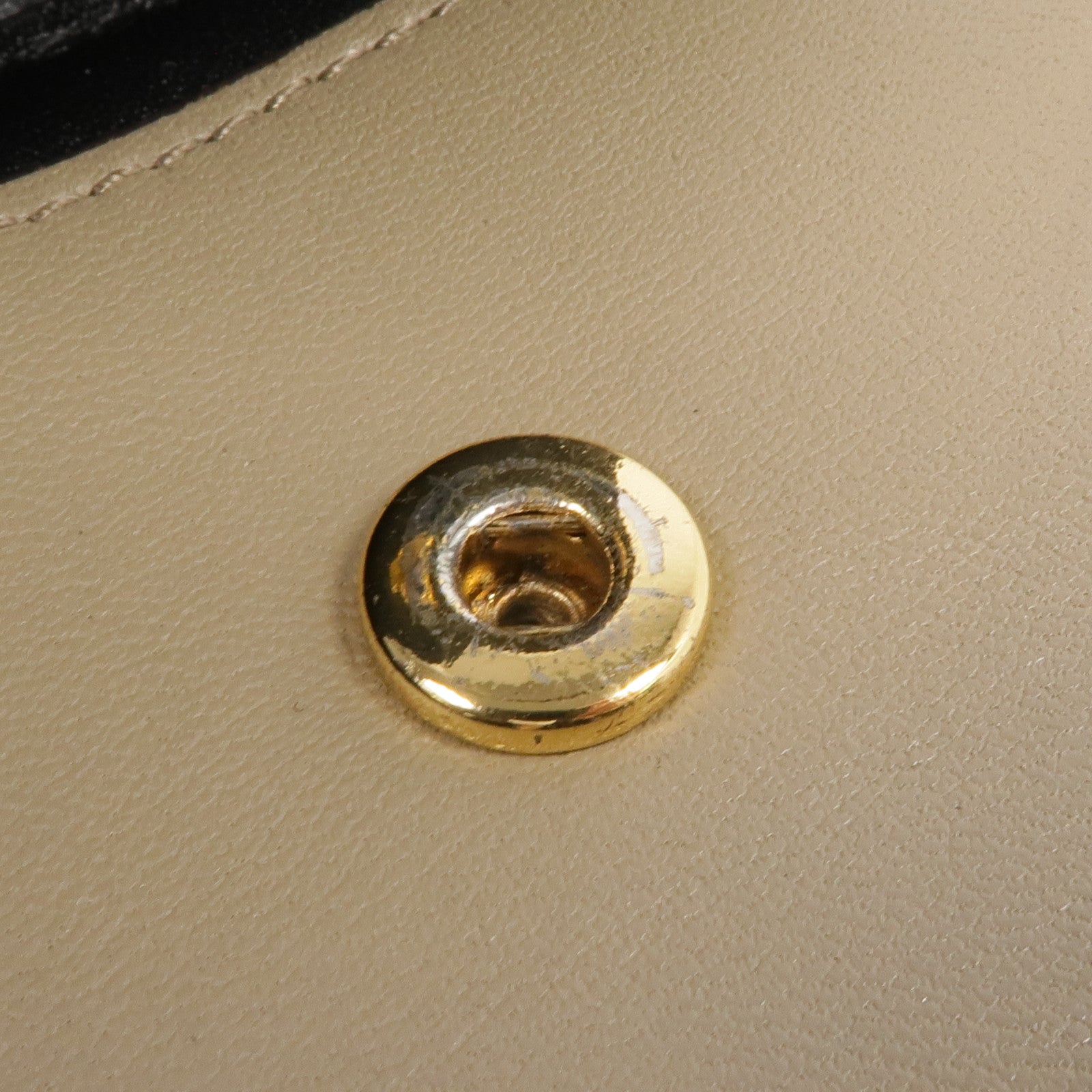 CELINE 牛皮皮革Trifold Wallet金扣錢包