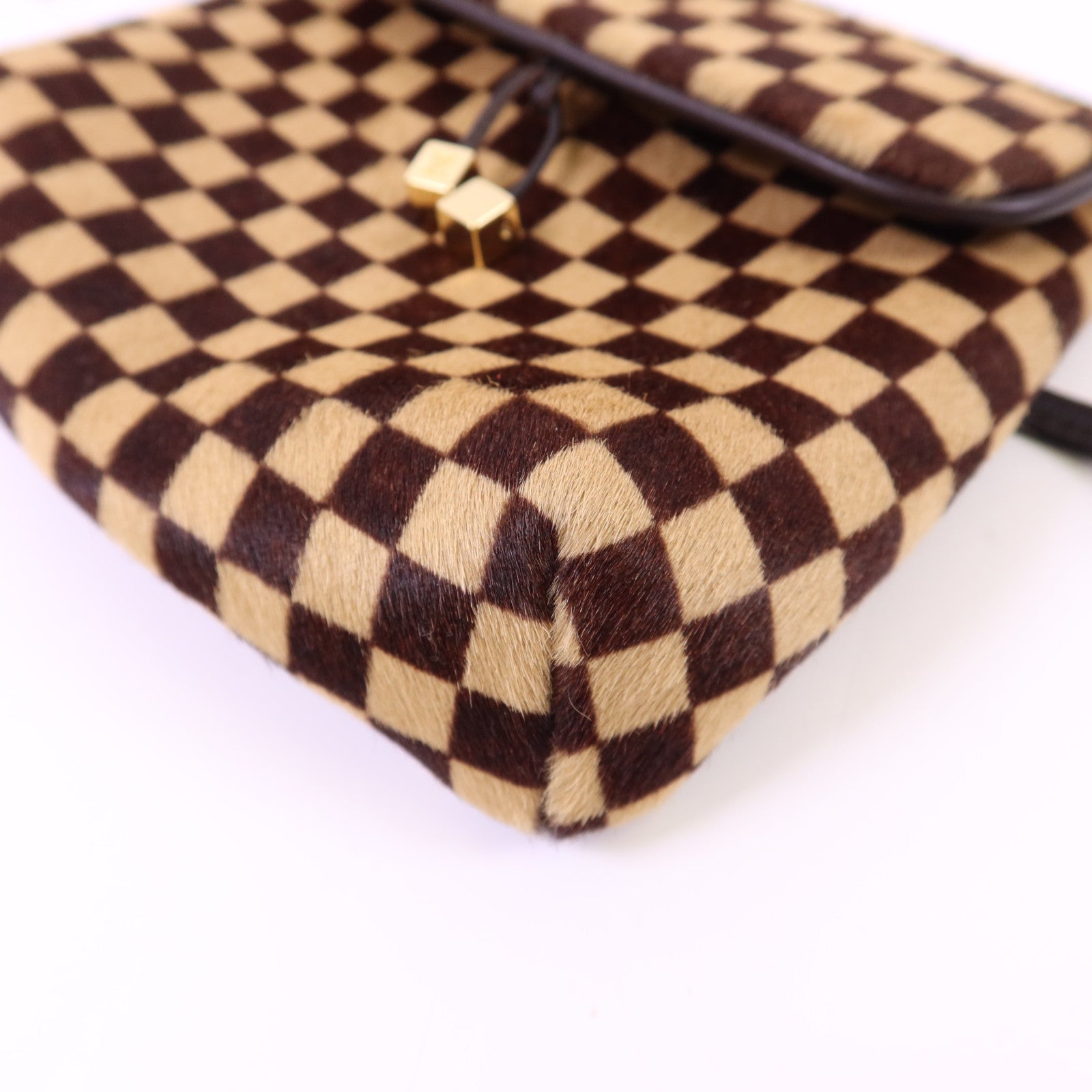 LOUIS VUITTON 馬毛/Harako皮革Damier Sauvage Gazelle Pochette金扣肩背袋