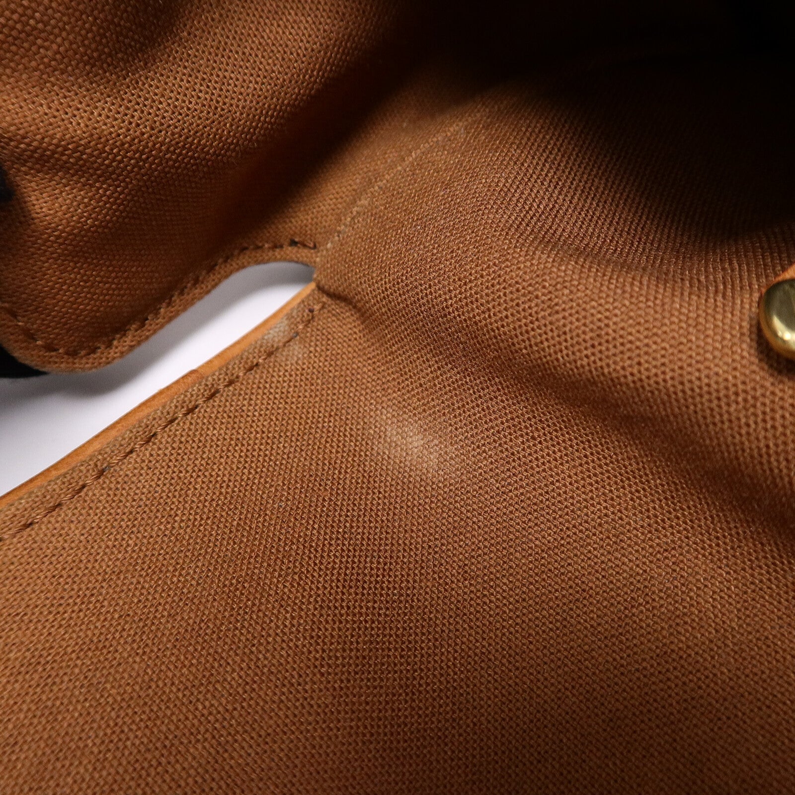 LOUIS VUITTON Monogram Abbesses肩背袋
