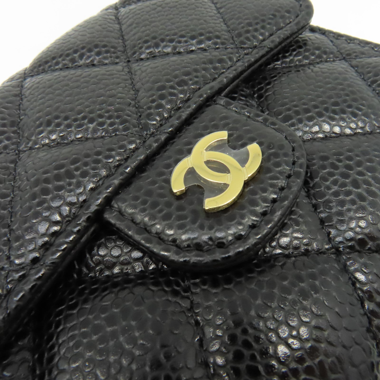 CHANEL 菱格Caviar皮革Classic Wallet金扣短錢包黑色