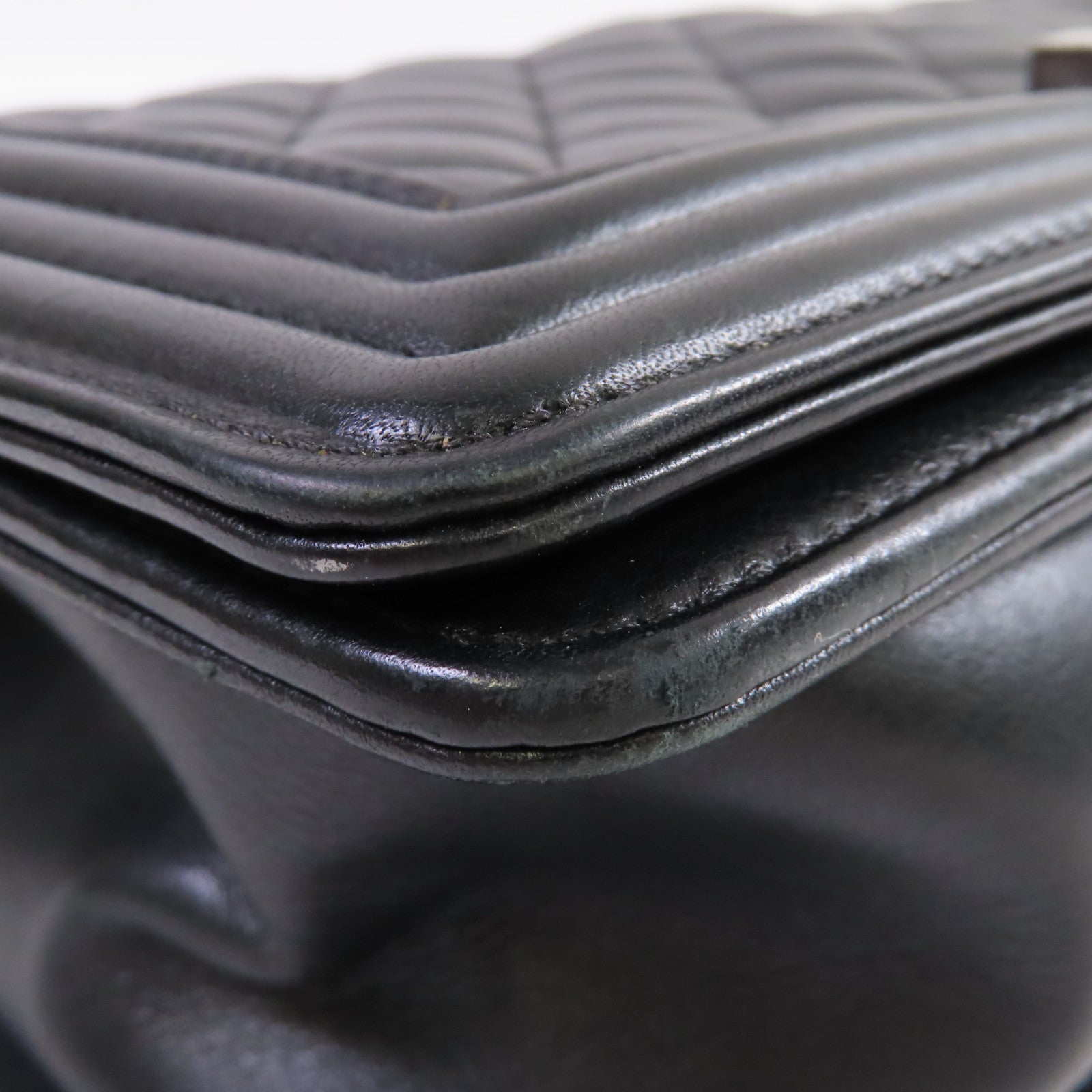 CHANEL 菱格羊皮皮革Boy Chanel 25 Chain Shoulder Bag銀扣鏈帶肩背袋黑色