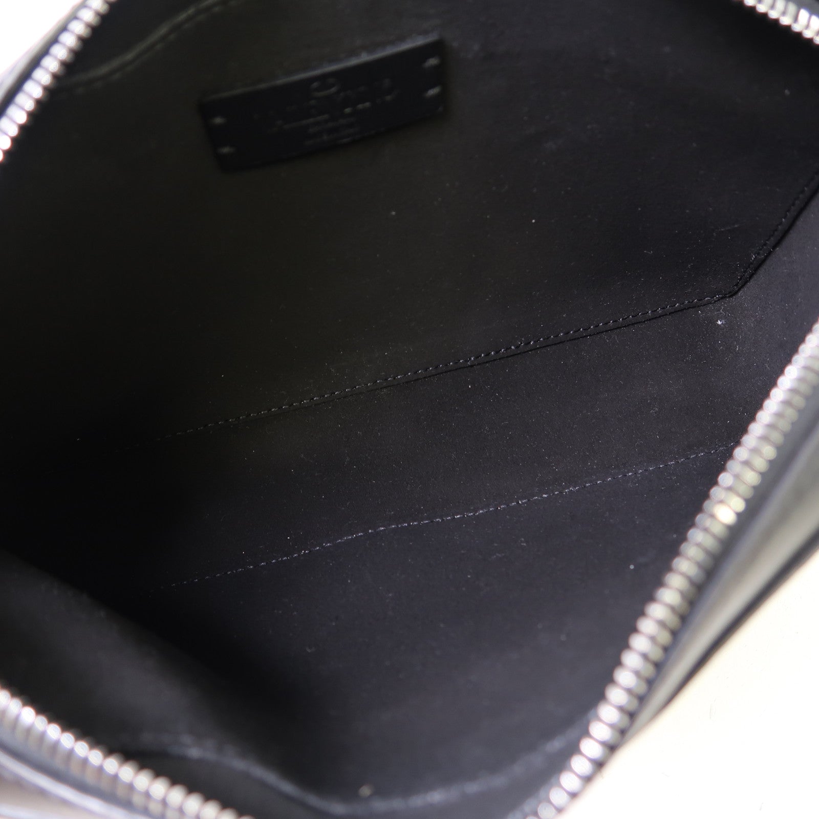 Valentino 牛皮皮革Shoulder Bag肩背袋黑色