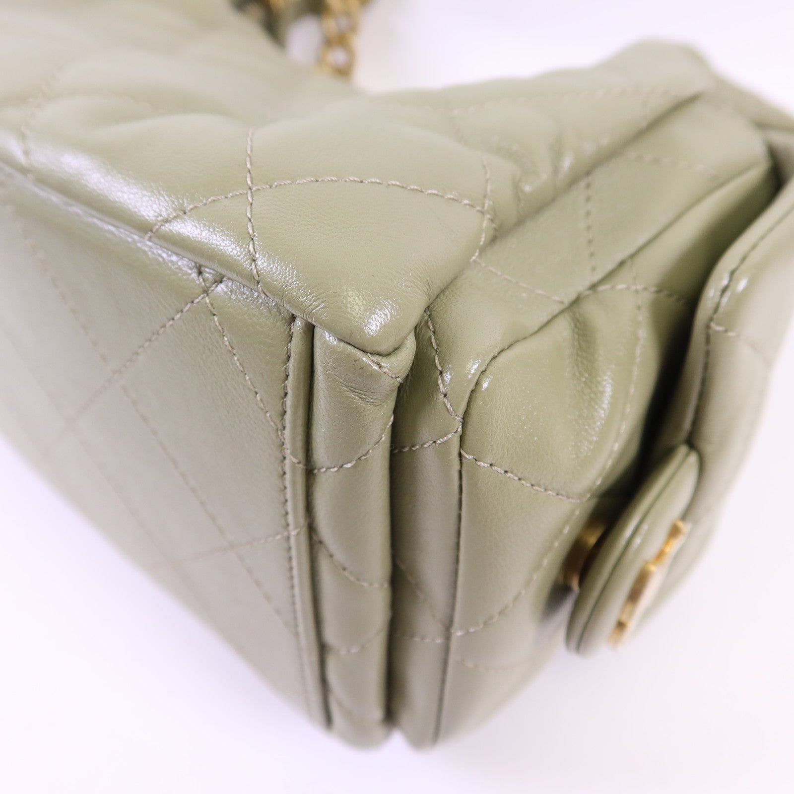 CHANEL 羊皮皮革Maxi Hobo Bag金扣鏈帶肩背袋