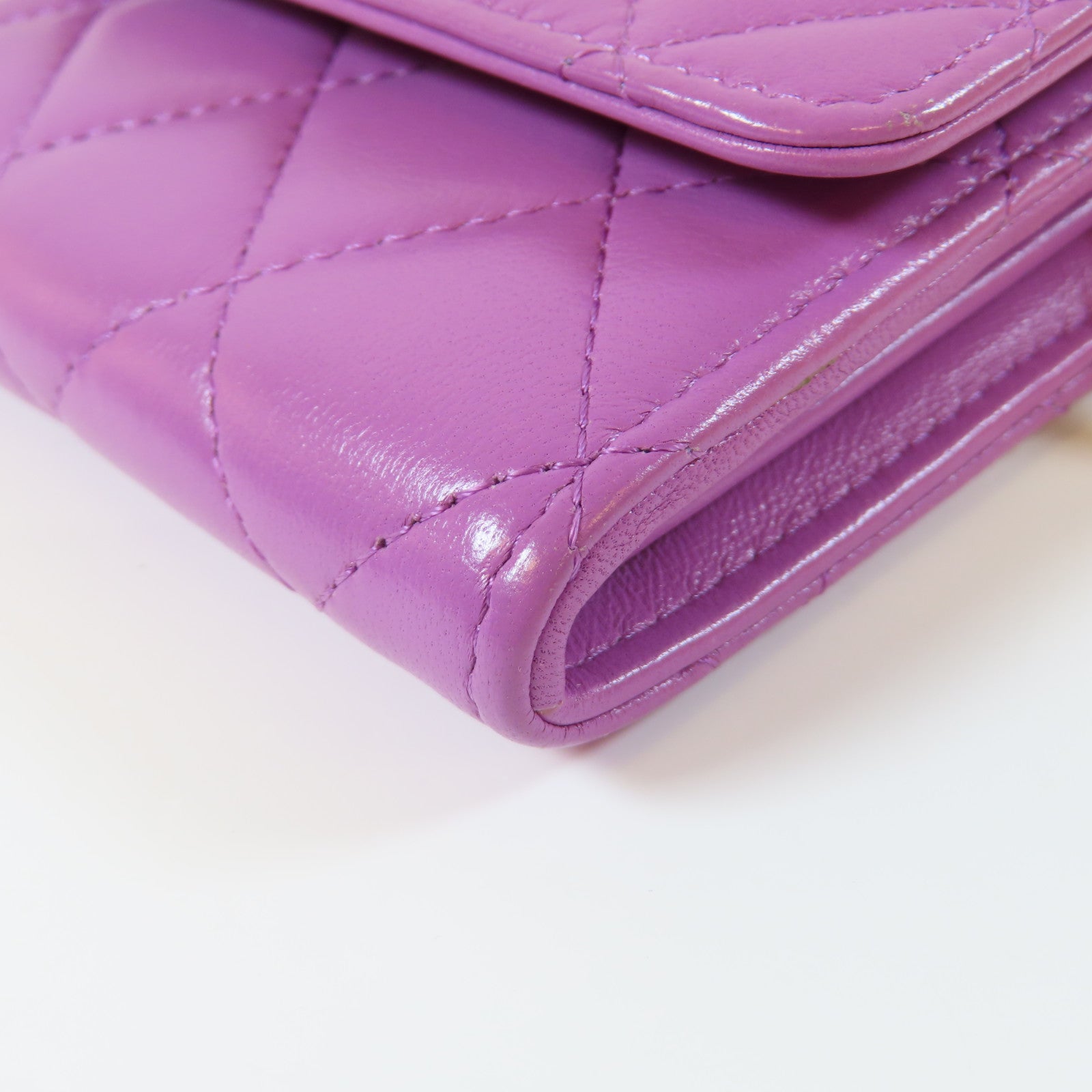 CHANEL **【激減優惠】菱格羊皮皮革Card Case On Chain金扣鏈帶肩背袋紫色