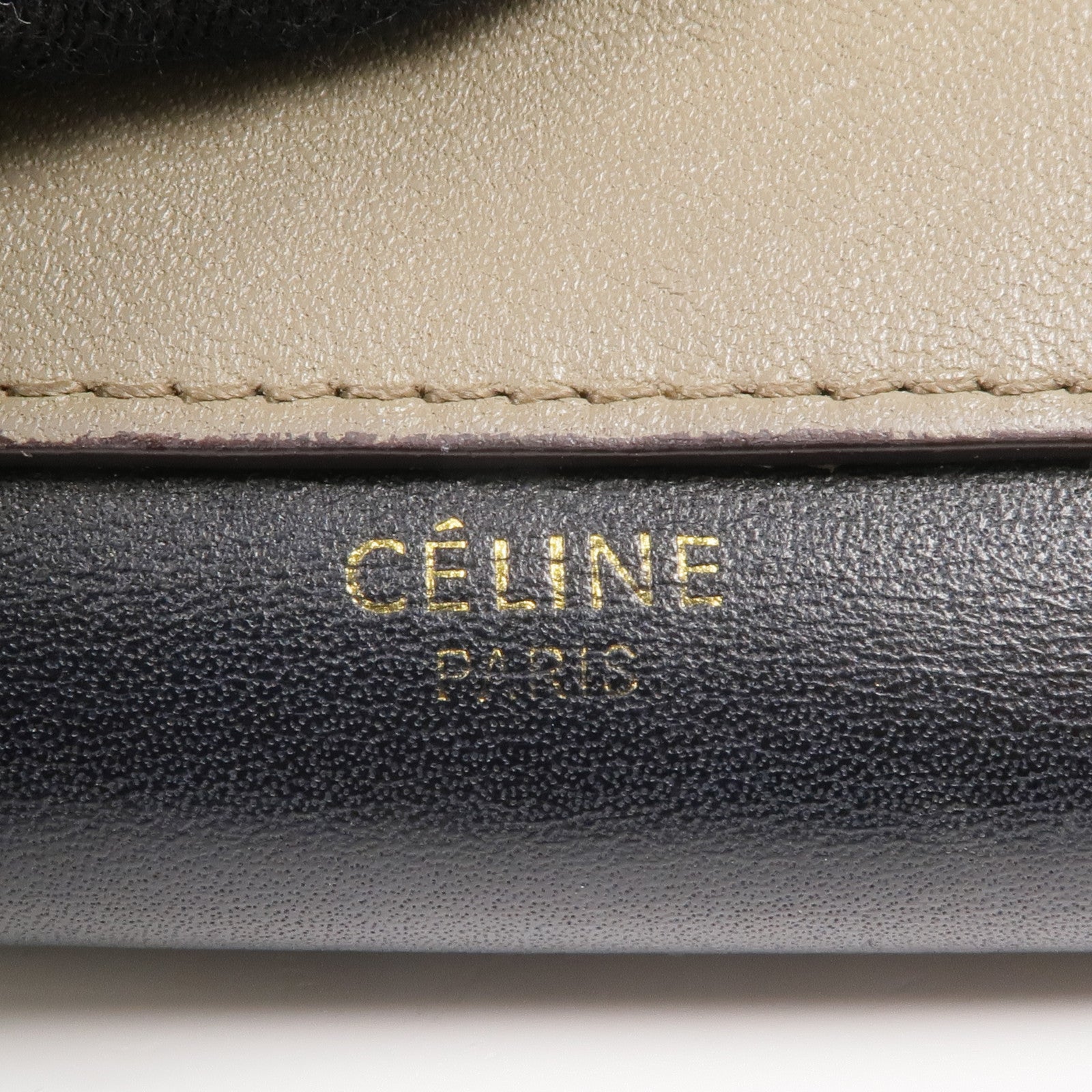 CELINE 牛皮皮革Trifold Wallet金扣錢包