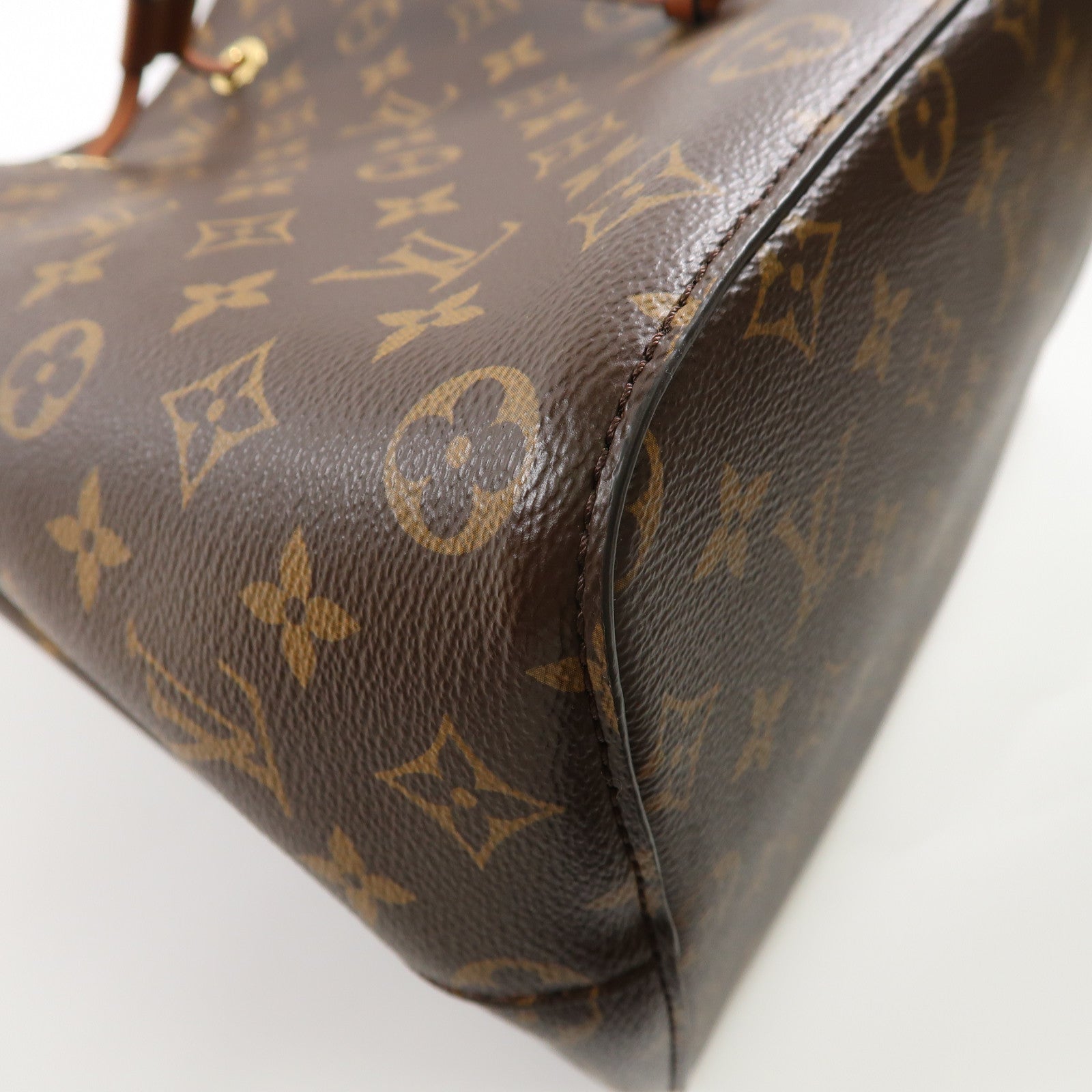 LOUIS VUITTON Monogram Neo Noe MM金扣肩背袋啡色