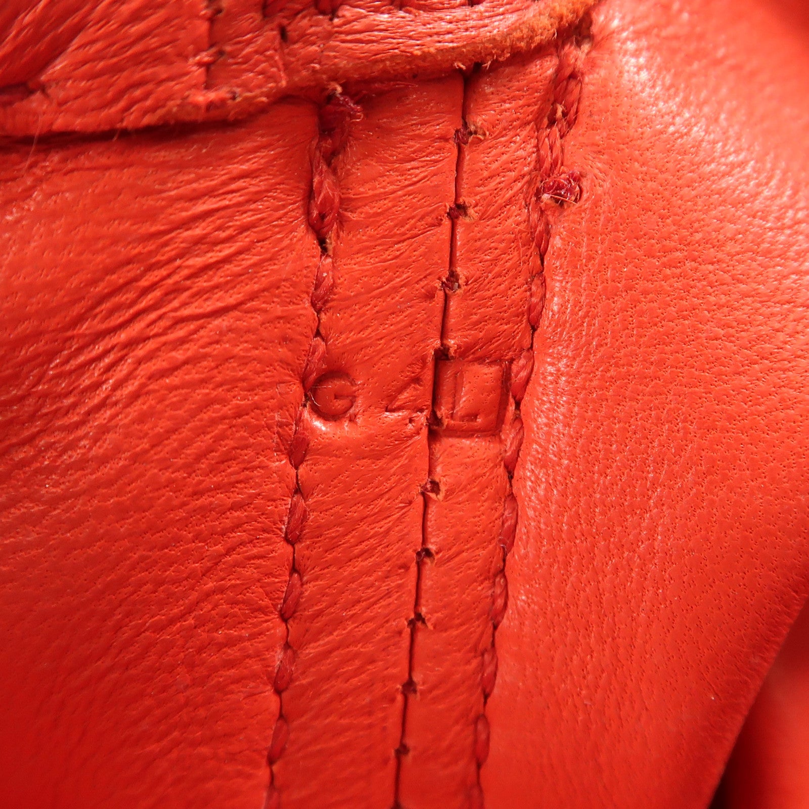 HERMES Swift皮革Sac Pompon肩背袋Rouge