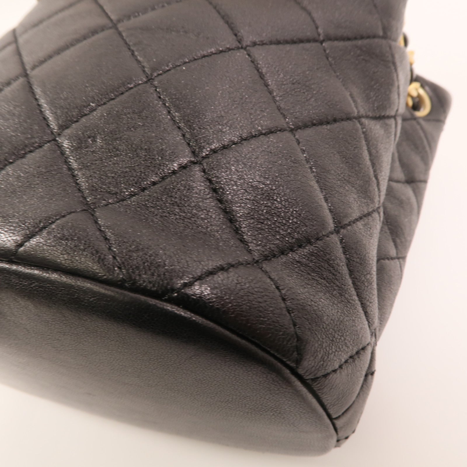 CHANEL 牛皮皮革Chain Shoulder金扣肩背袋