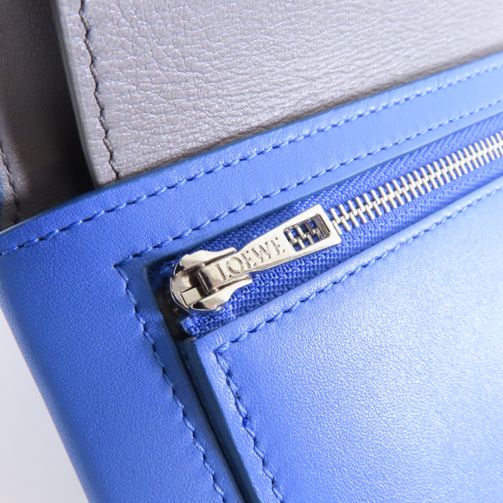 LOEWE (PRICE DOWN) Wallet Calfskin Leather Blue