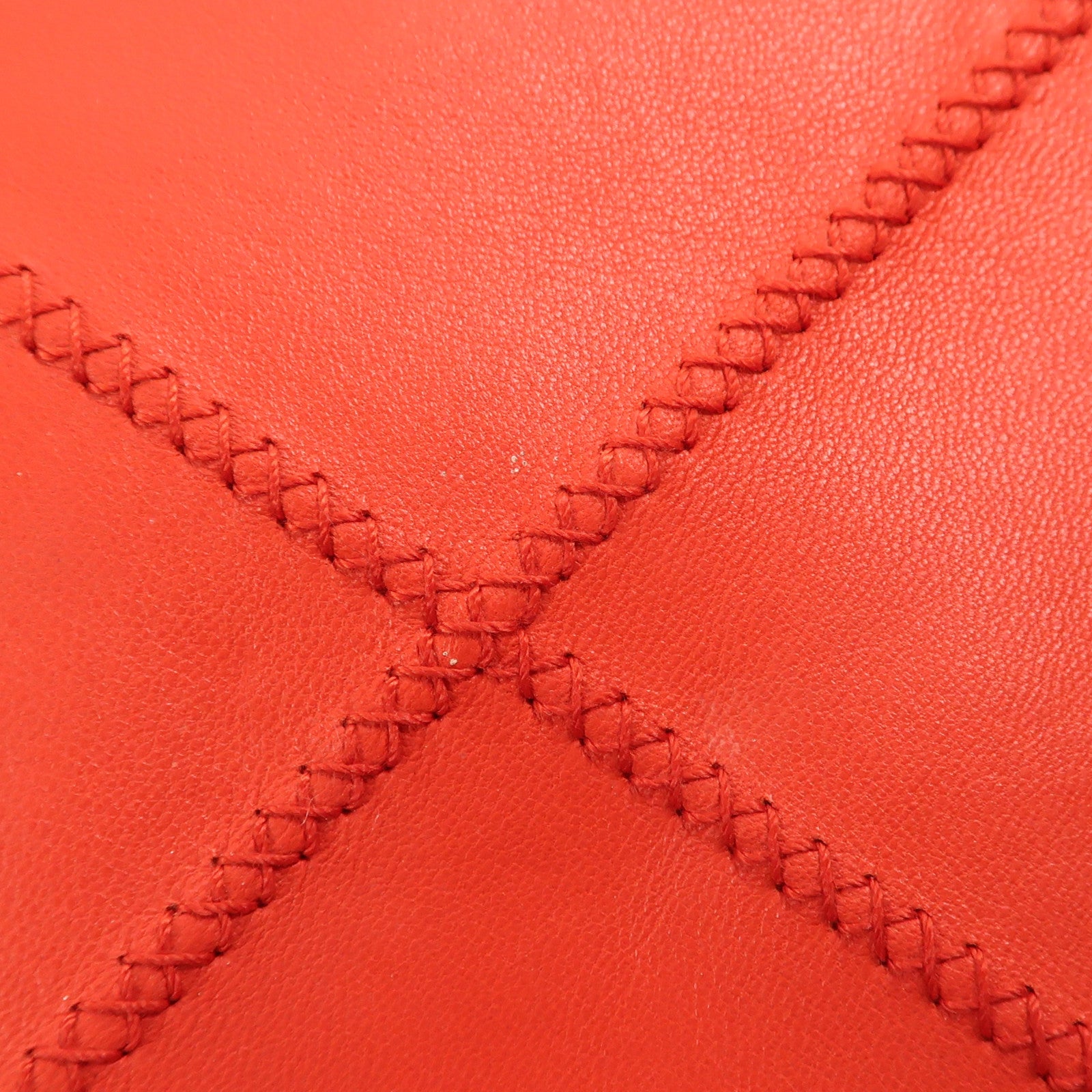 HERMES Swift皮革Sac Pompon肩背袋Rouge