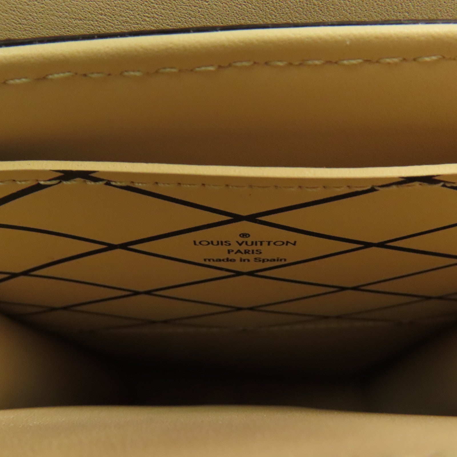 LOUIS VUITTON LV GHW Pochette Trunk Vertical Shoulder Bag Monogram M63913 Brown