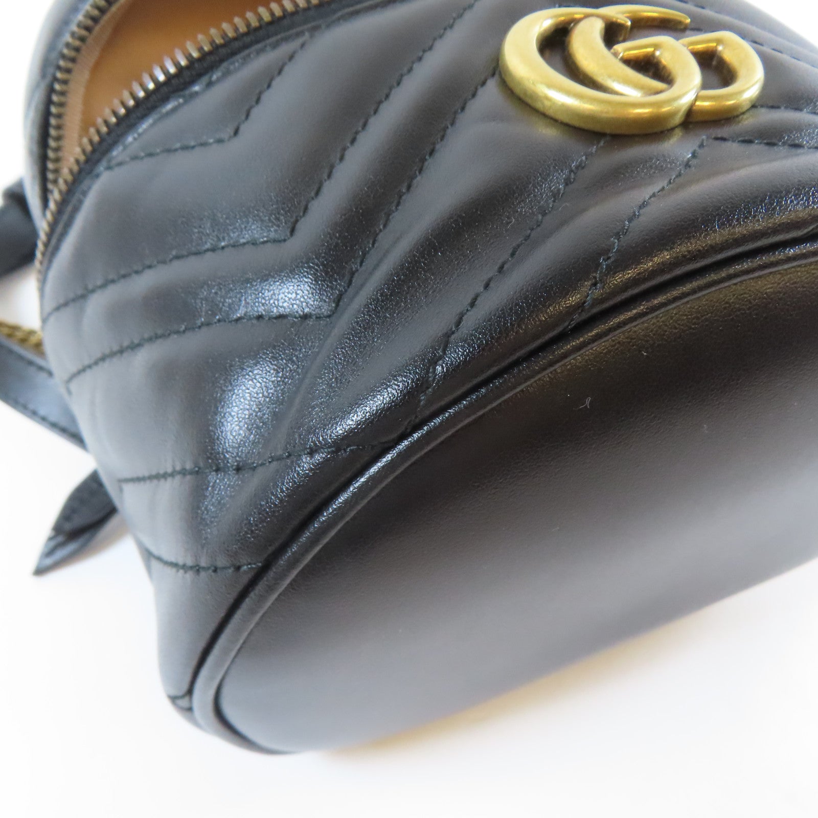 GUCCI 牛皮皮革GG Marmont Backpack金扣背包黑色