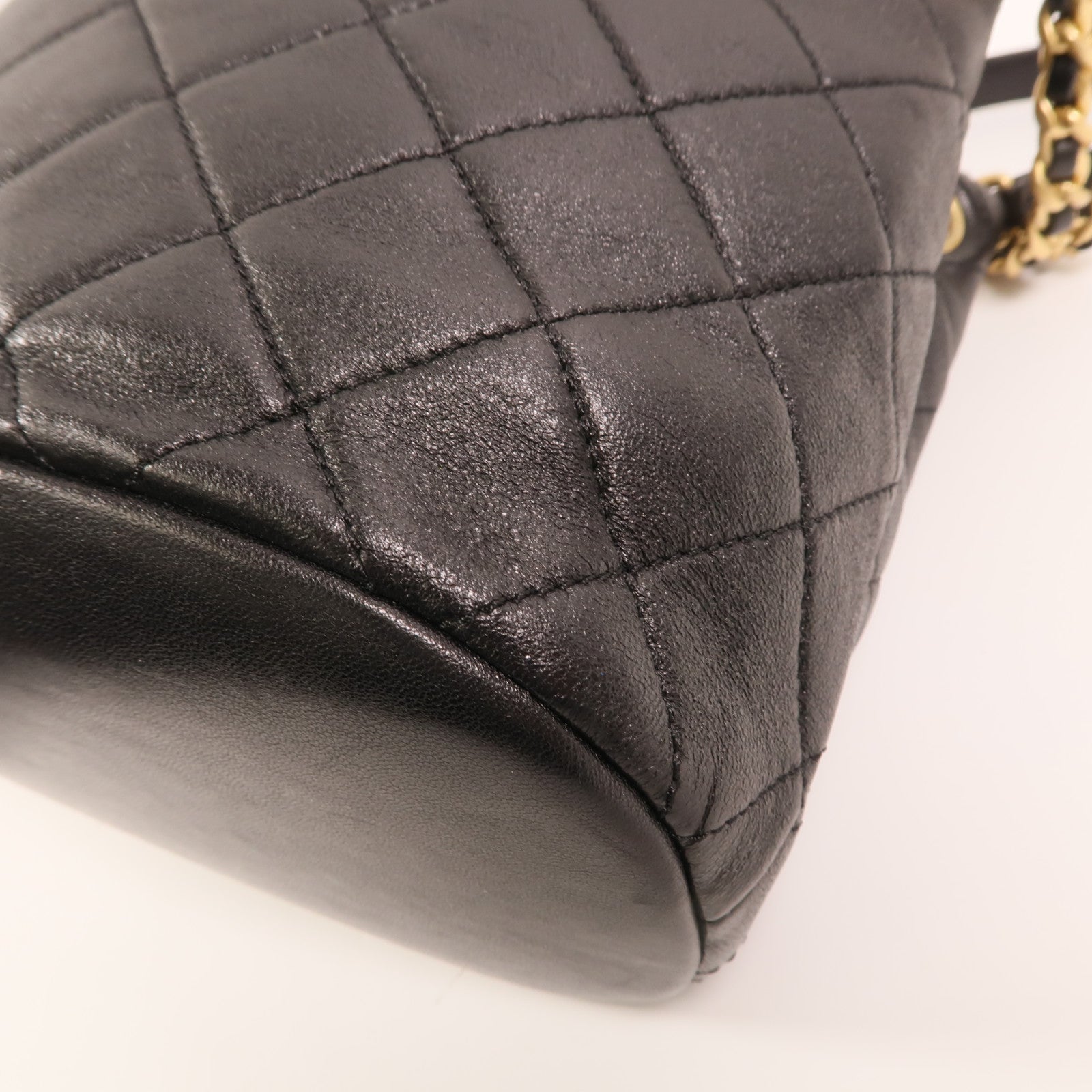 CHANEL 牛皮皮革Chain Shoulder金扣肩背袋