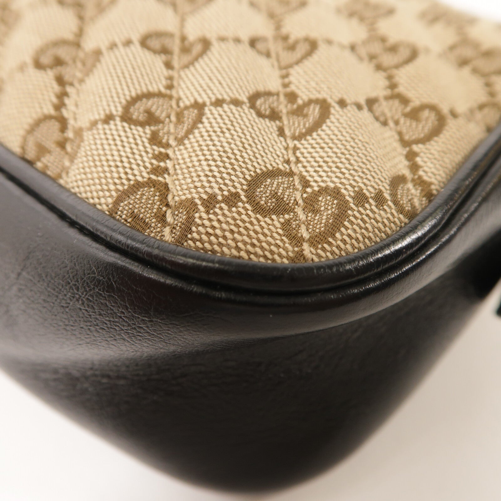 GUCCI GG帆布GG Marmont鏈帶肩背袋