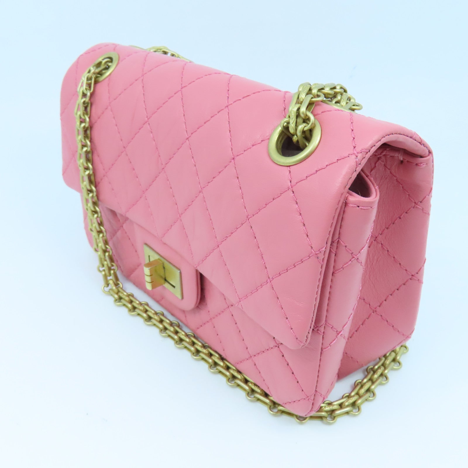 CHANEL 菱格牛皮皮革Mini 2.55金扣链带肩背袋粉红色